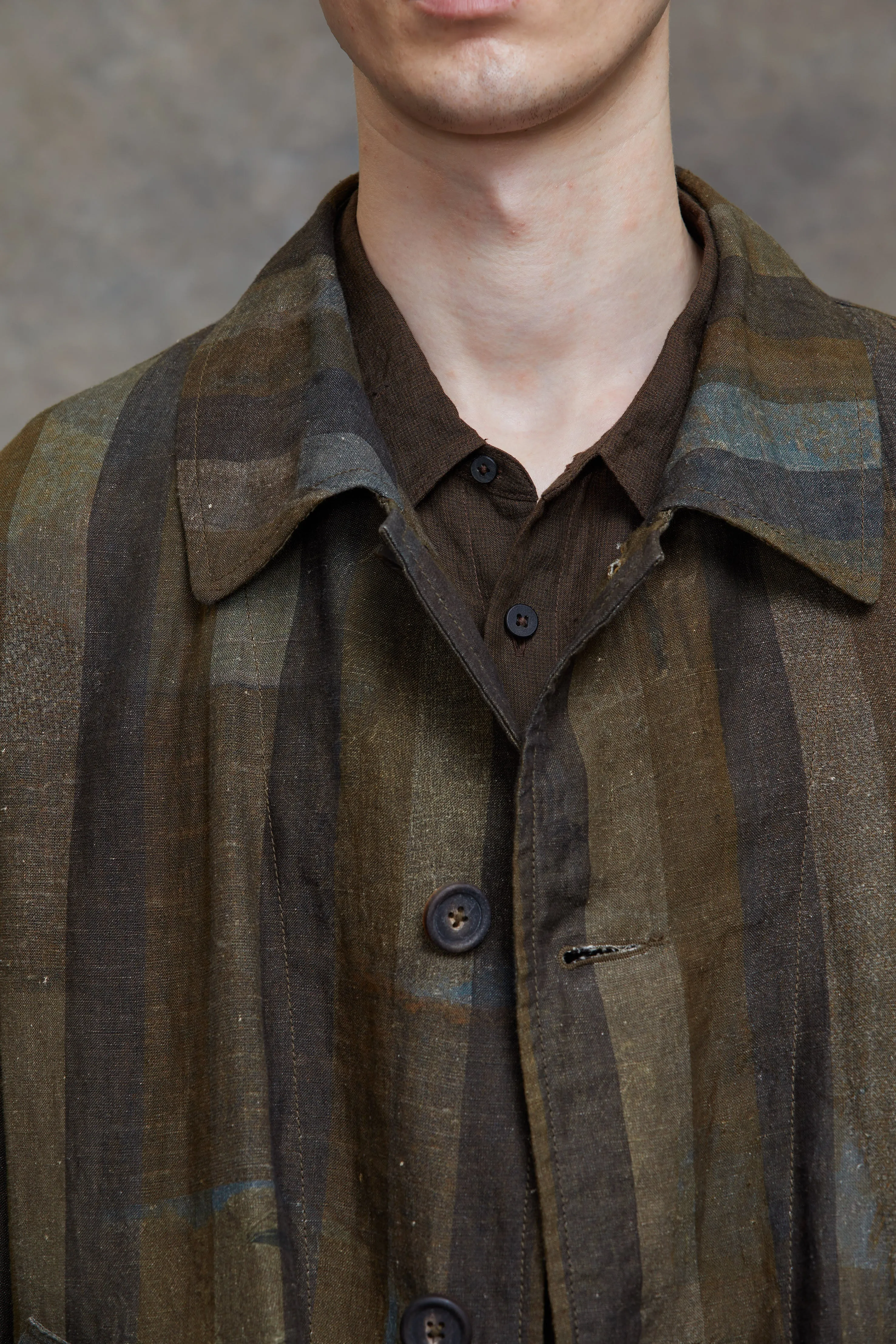 WOKERS LONG COAT WITH SEASONAL PRINT sold by ziggy chen product image thumbnail 5