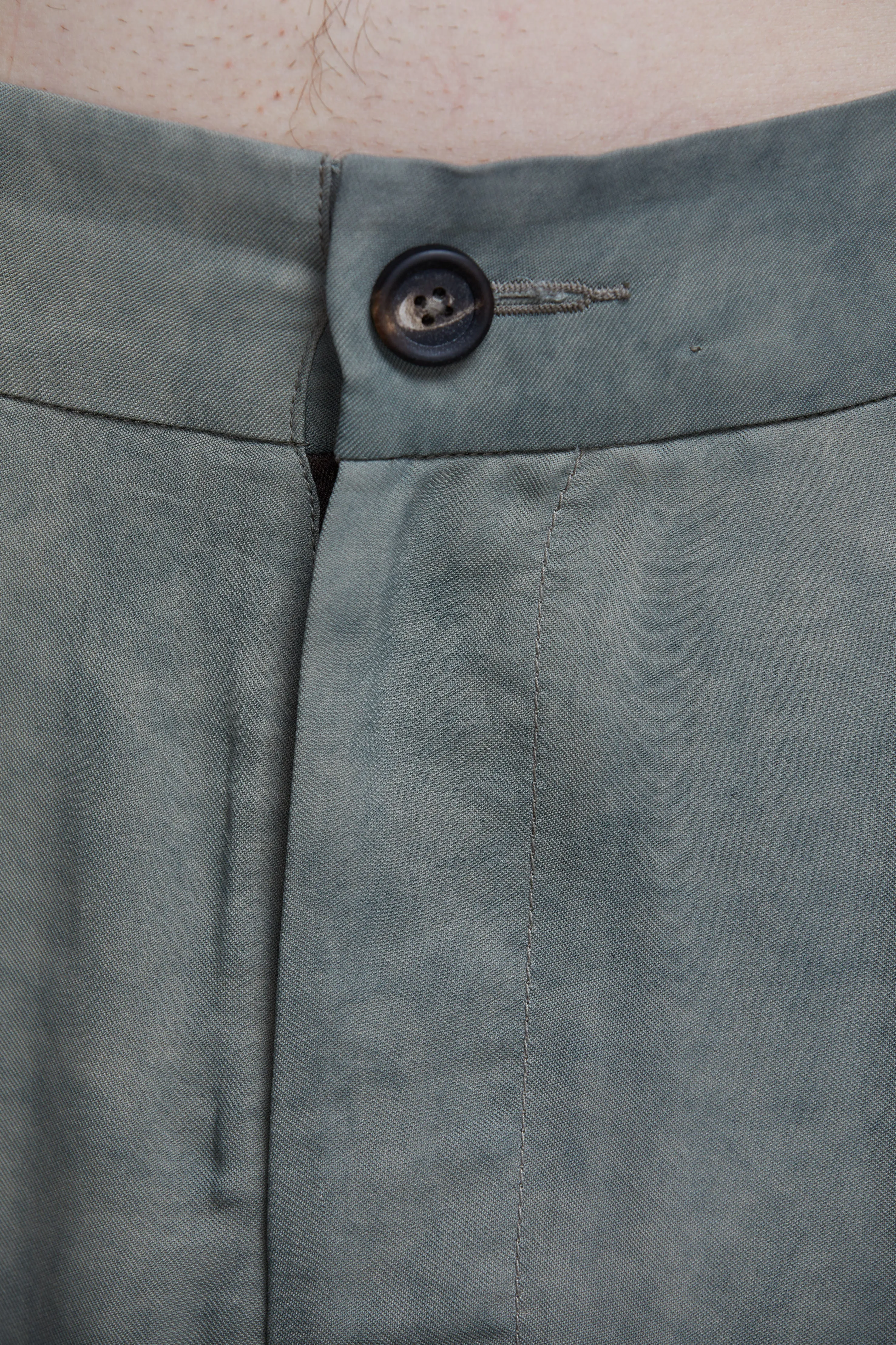 FRONT PLEAT TAPERED LONG TROUSERS sold by ziggy chen product image thumbnail 5