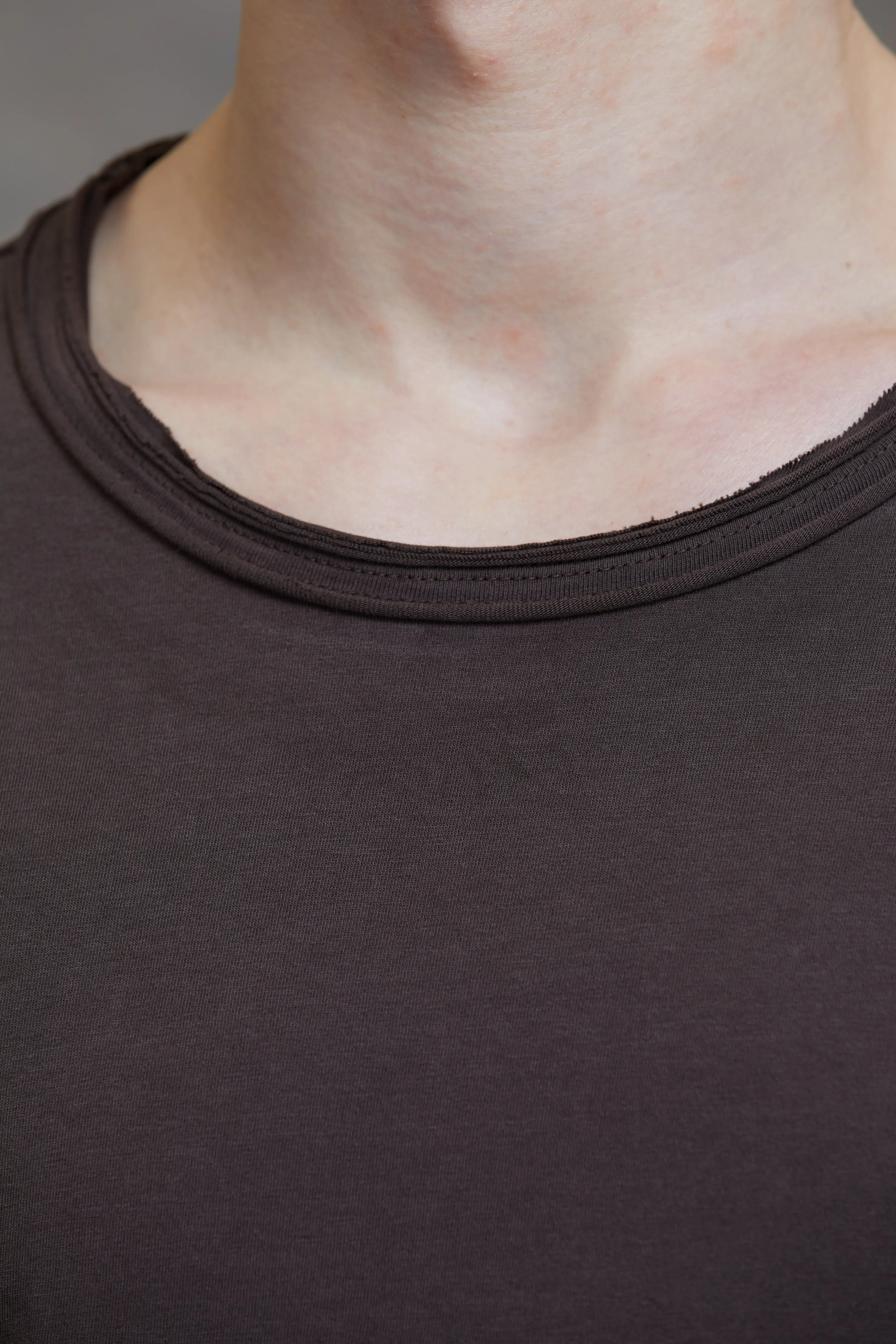 CLASSIC DROP-SHOULDER T-SHIRT sold by ziggy chen product image thumbnail 5