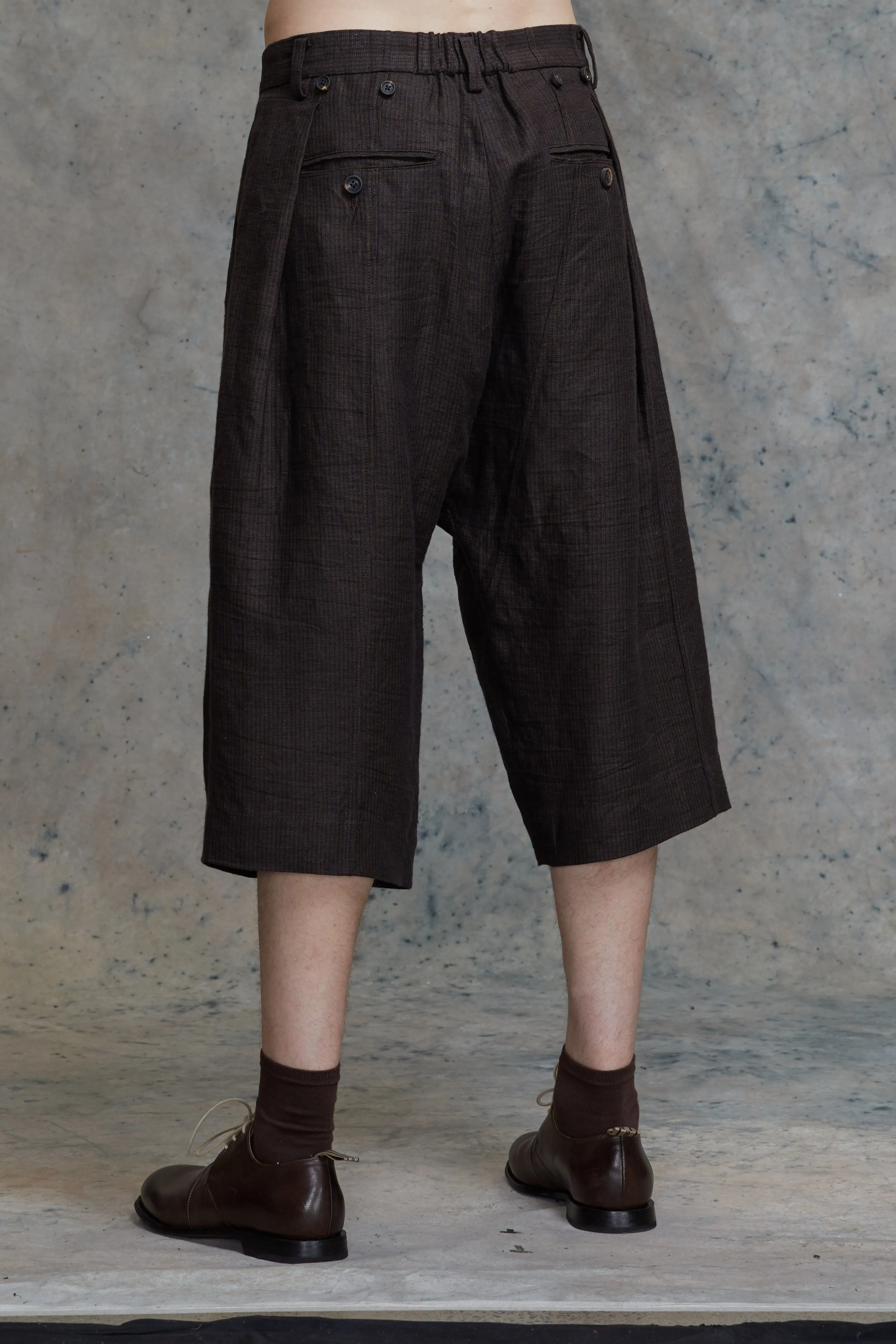 PLEATED BUCKET SHORTS sold by ziggy chen product image thumbnail 3