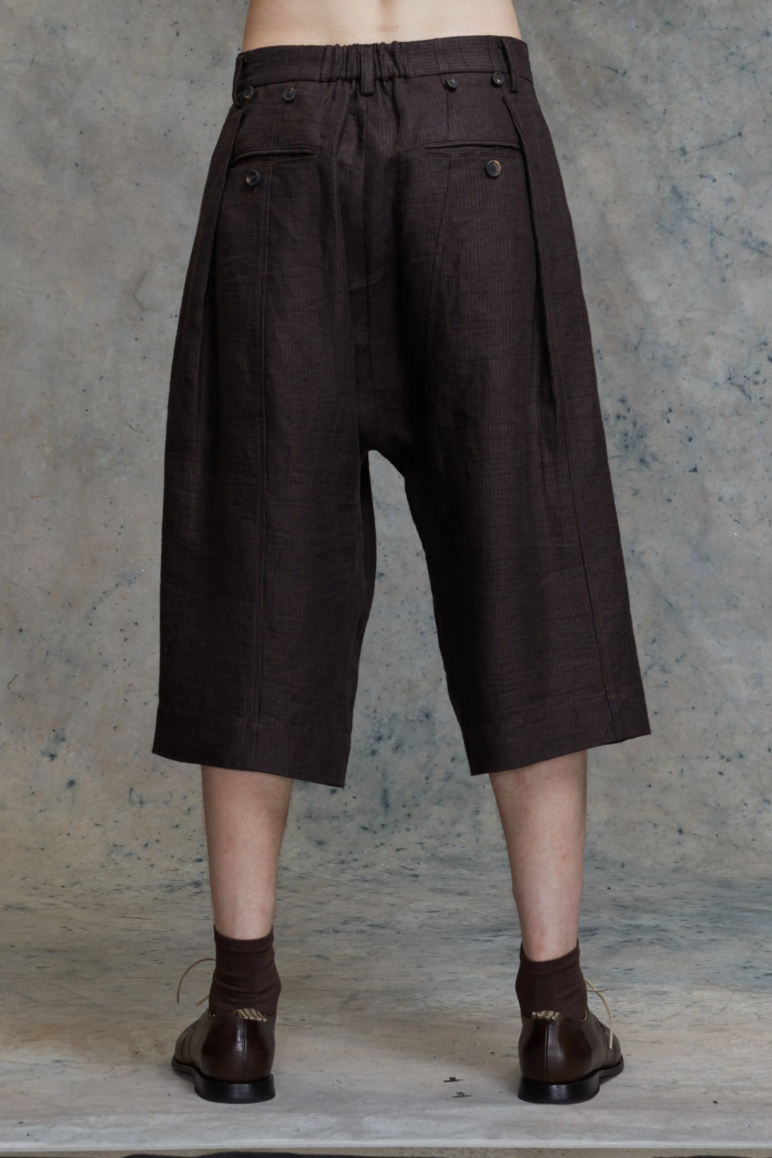 PLEATED BUCKET SHORTS sold by ziggy chen product image thumbnail 4