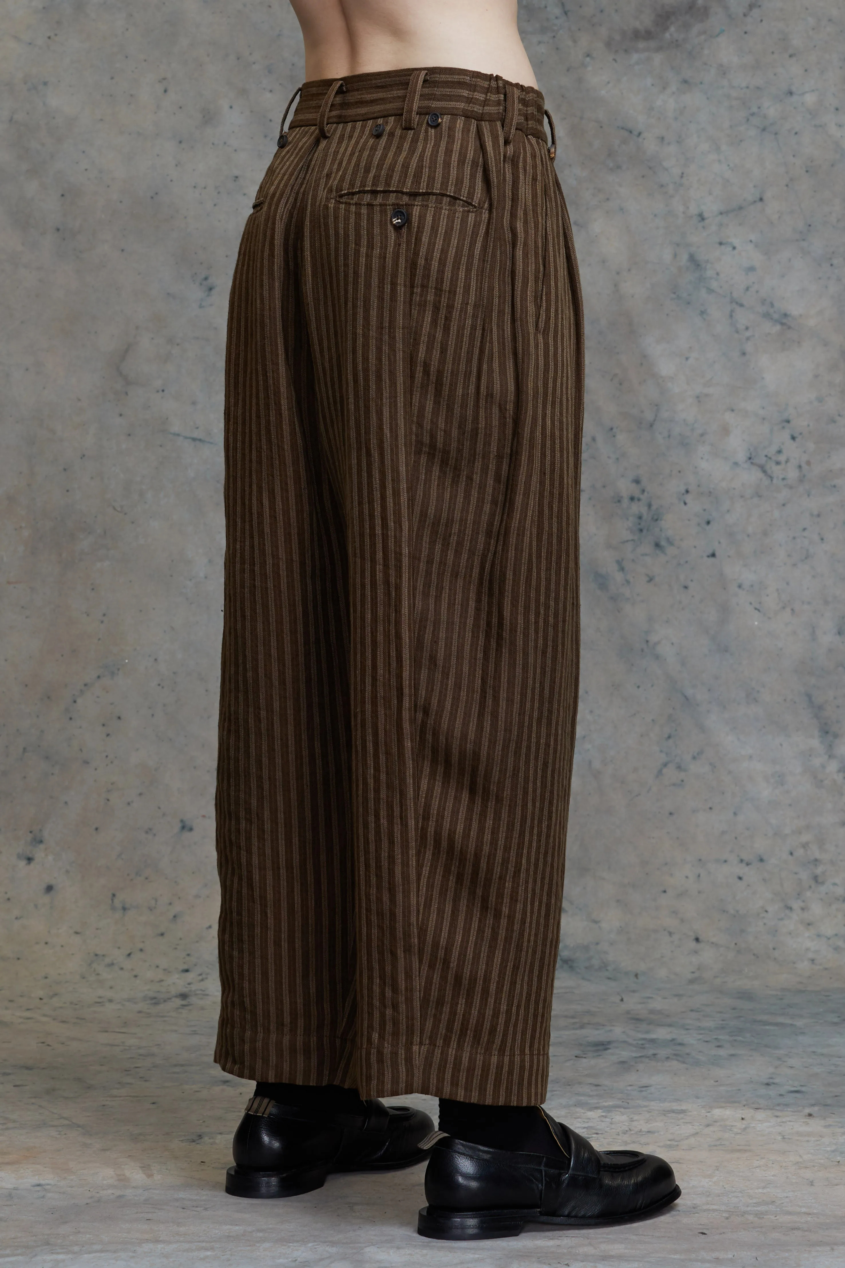 FRONT PLEAT TAPERED LONG TROUSERS sold by ziggy chen product image thumbnail 4