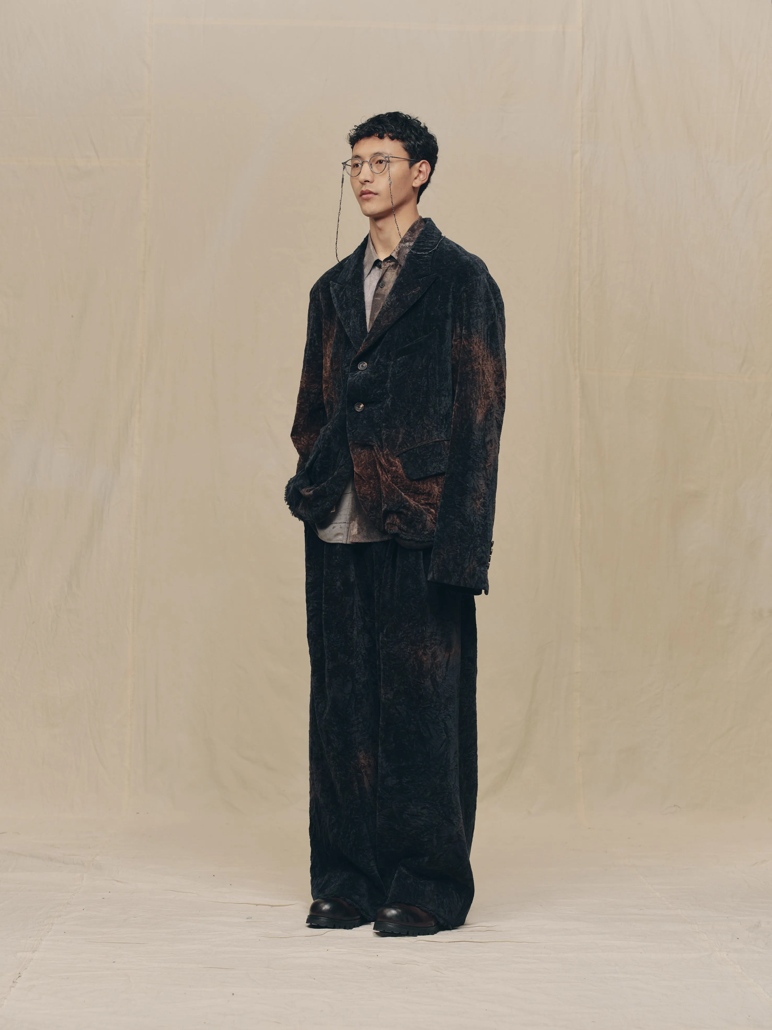 LAPEL COLLAR THREE BUTTON BLAZER sold by ziggy chen product image thumbnail 2