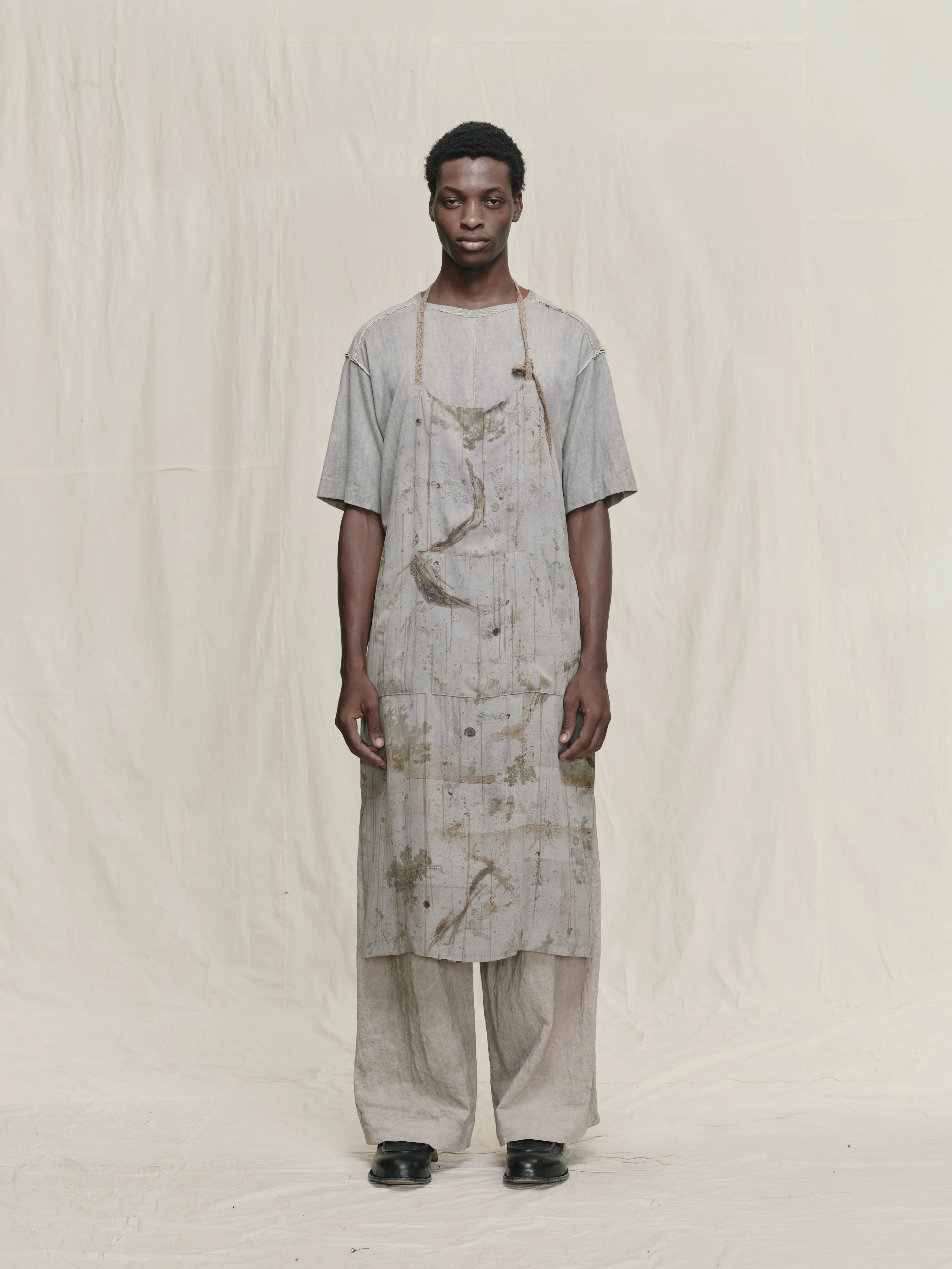 SHORT SILK APRON sold by ziggy chen
