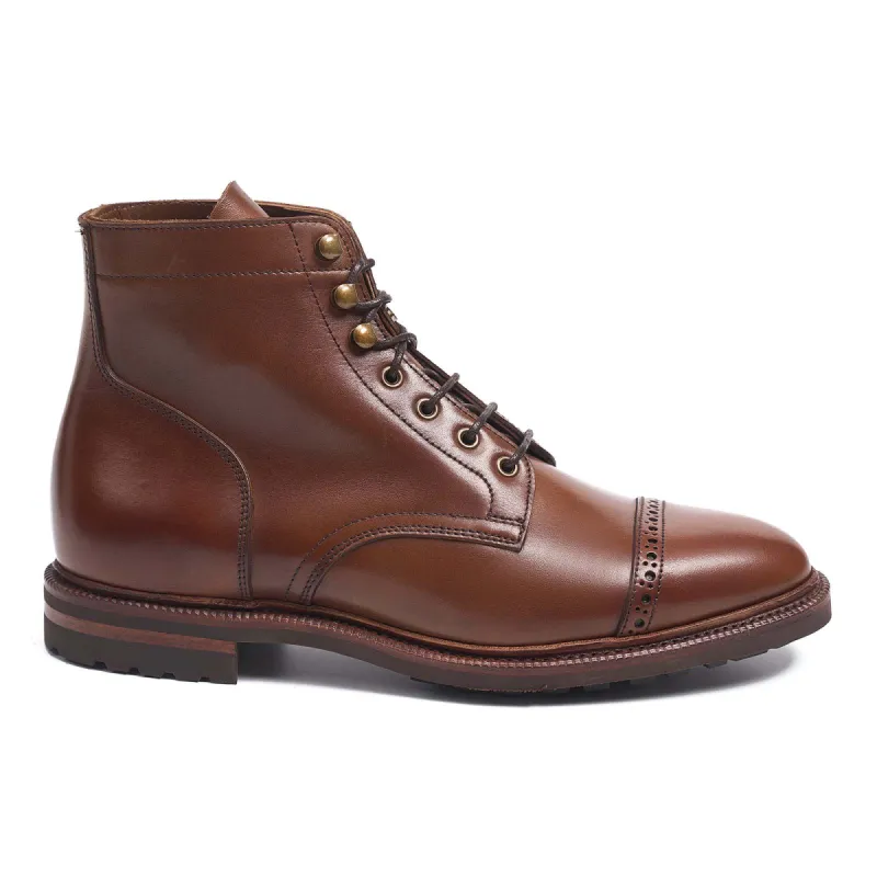 514667 - OAK SADDLE CALF - E sold by Meermin