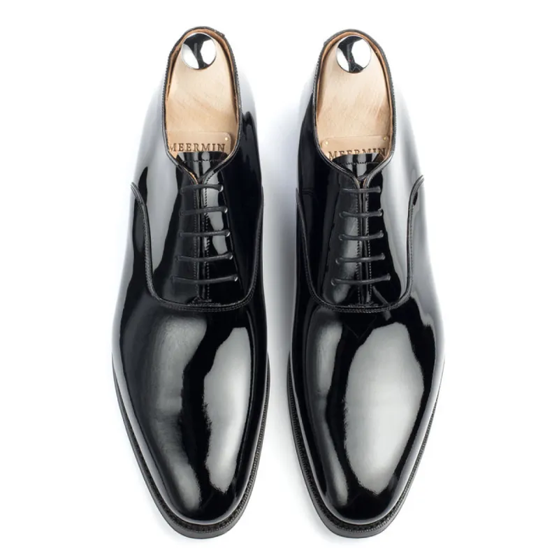 101503 - BLACK PATENT - E sold by Meermin