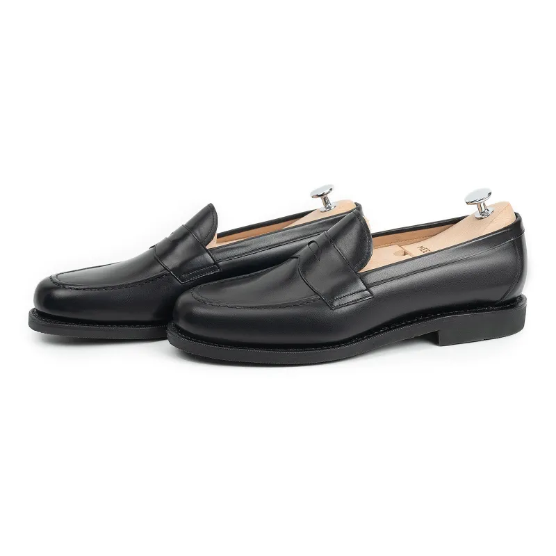 514040 - BLACK CALF - E sold by Meermin