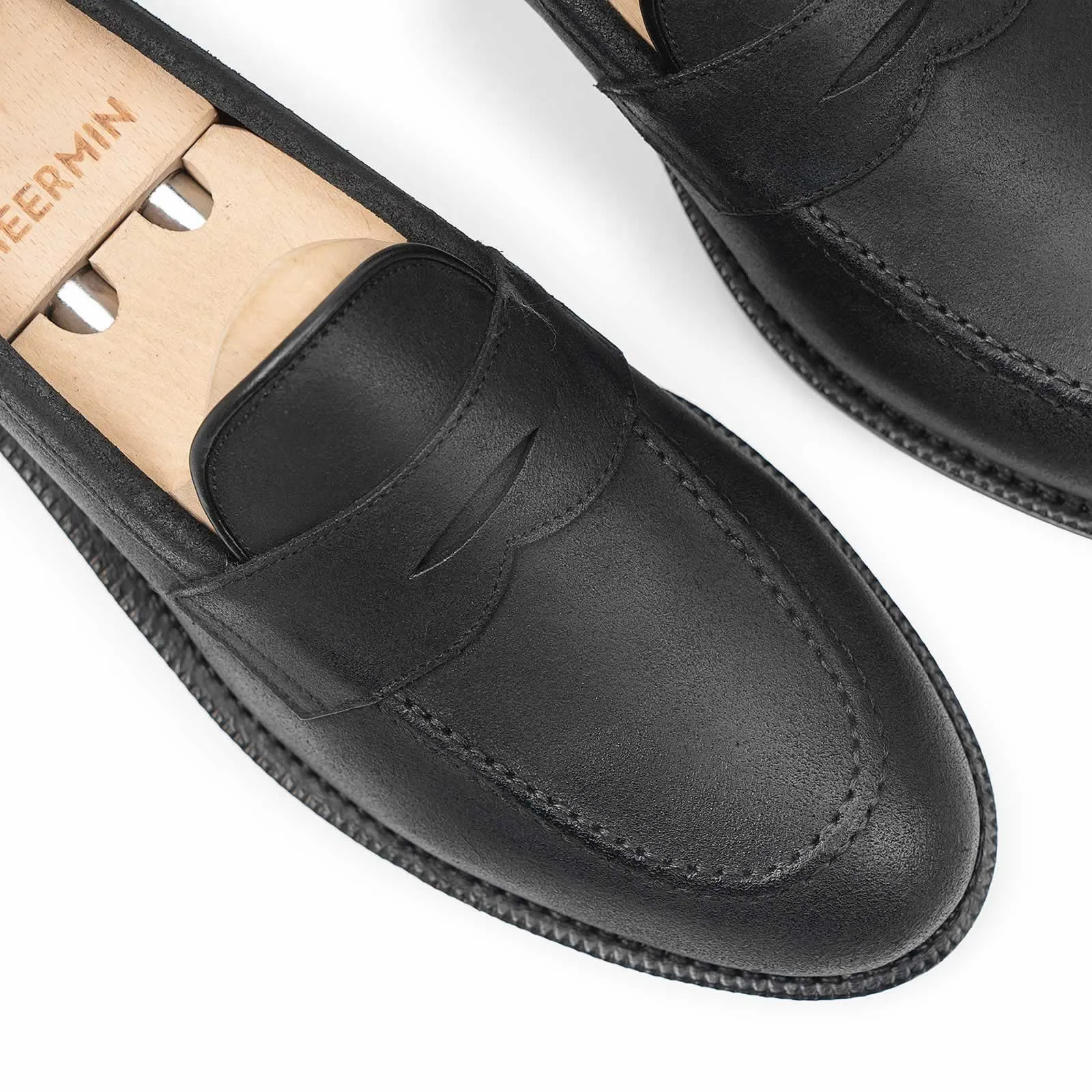 514045 - BLACK WAXY COMMANDER - E sold by Meermin product image thumbnail 2