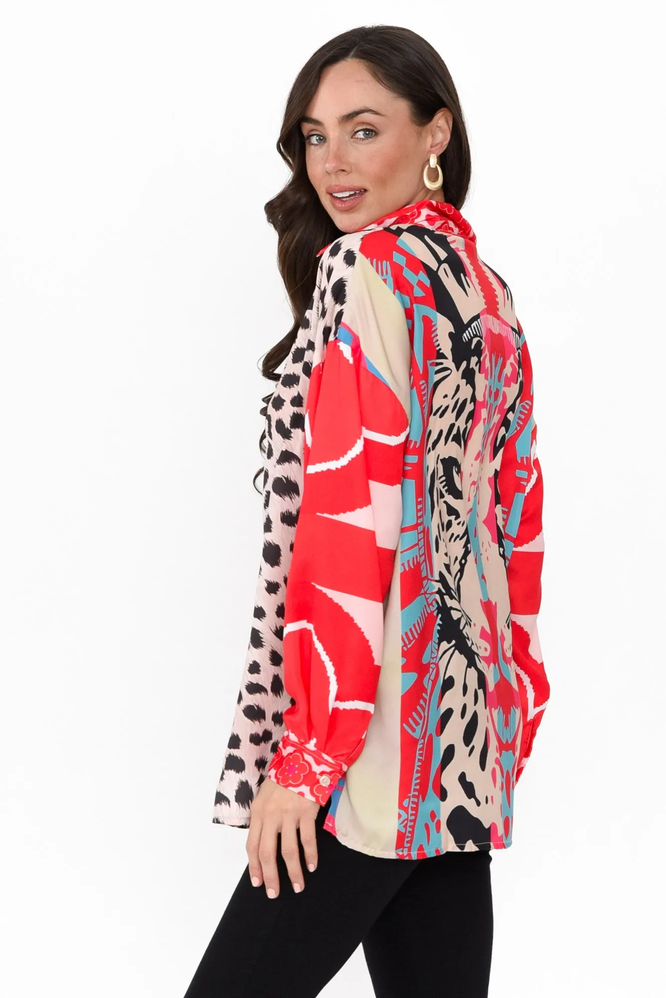 Suzy Pink Leopard V Neck Shirt sold by Blue Bungalow product image thumbnail 4