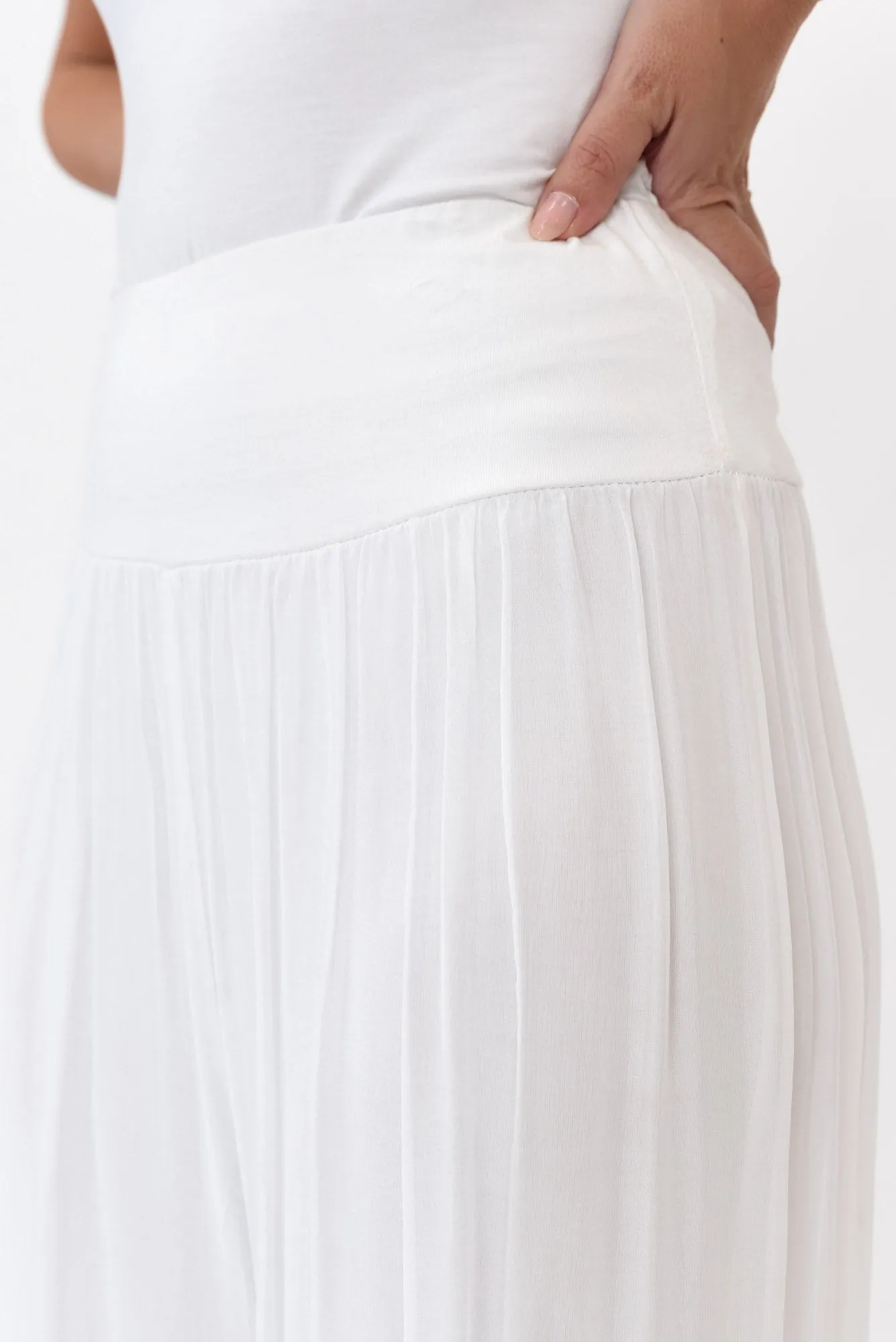 Laurier White Silk Wide Leg Pants sold by Blue Bungalow product image thumbnail 5