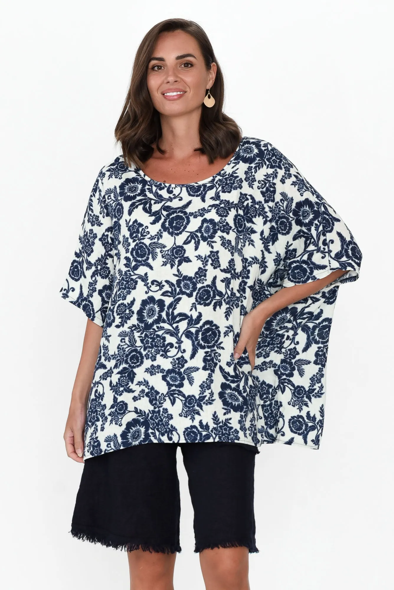 Martine Navy Floral Linen Top sold by Blue Bungalow product image thumbnail 2