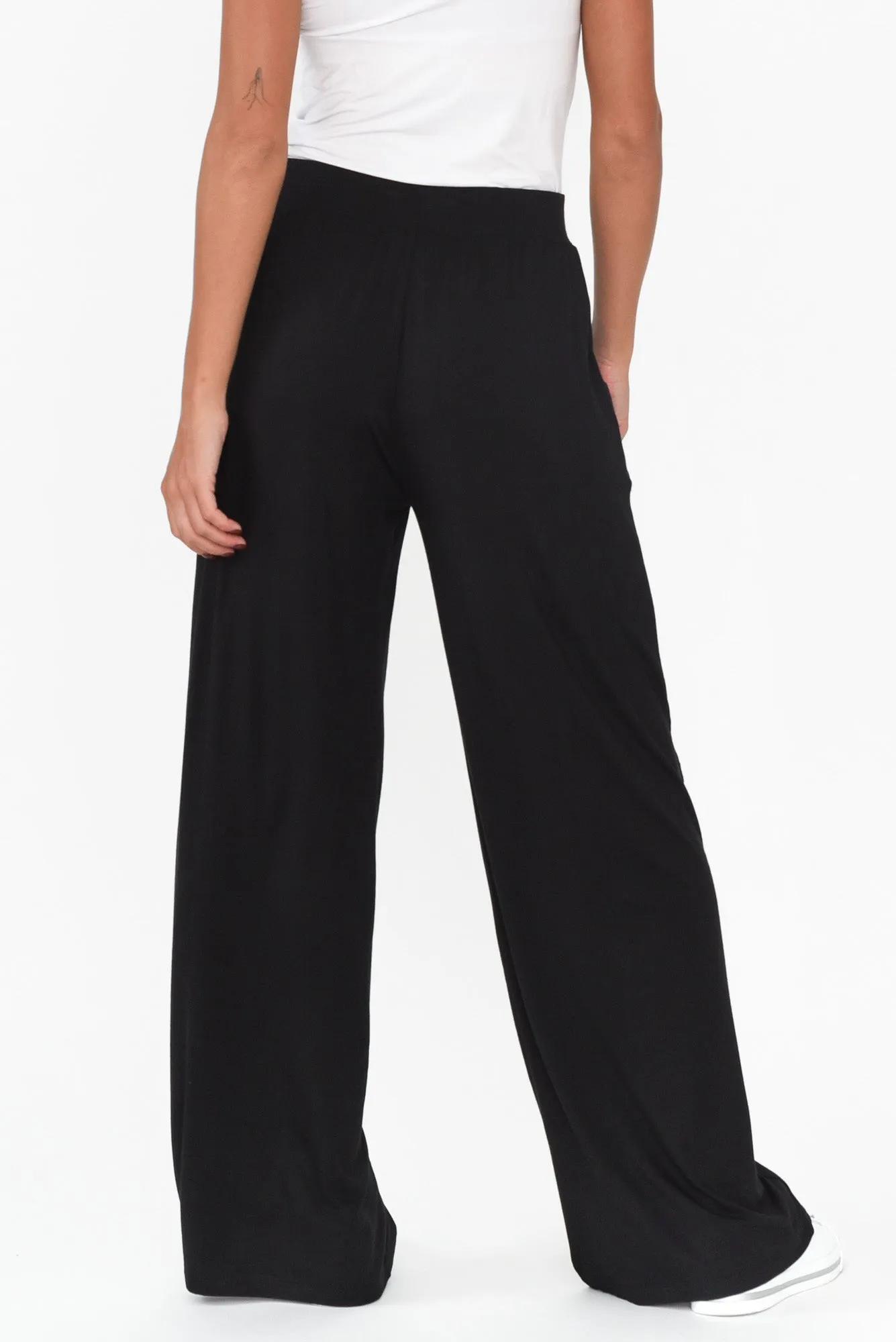 Cedric Black Bamboo Pocket Pants sold by Blue Bungalow product image thumbnail 4