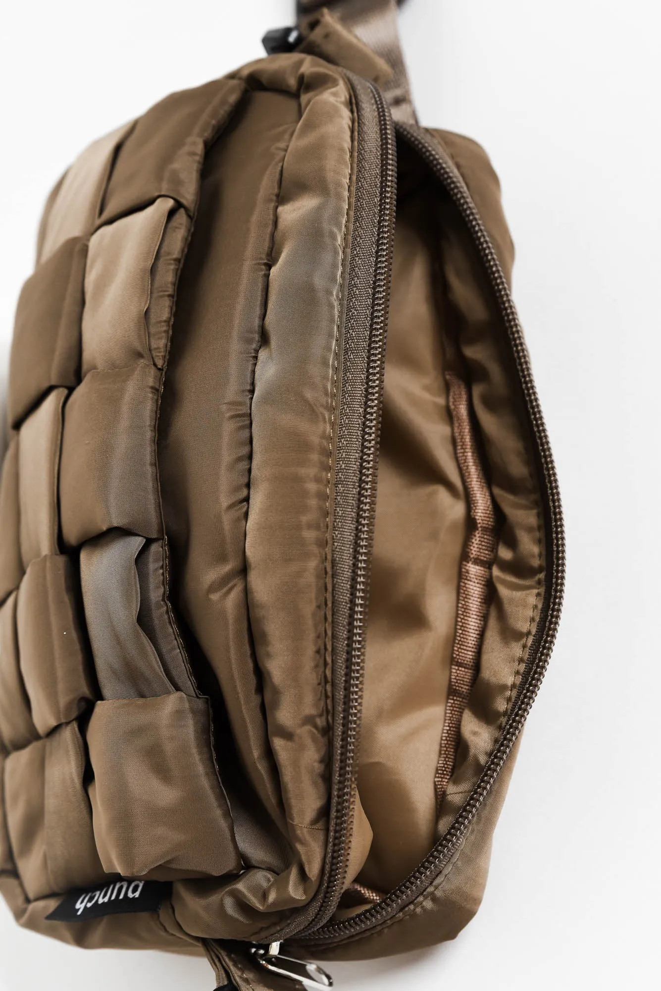 Allegro Mocha Platted Puffer Crossbody Bag sold by Blue Bungalow product image thumbnail 2