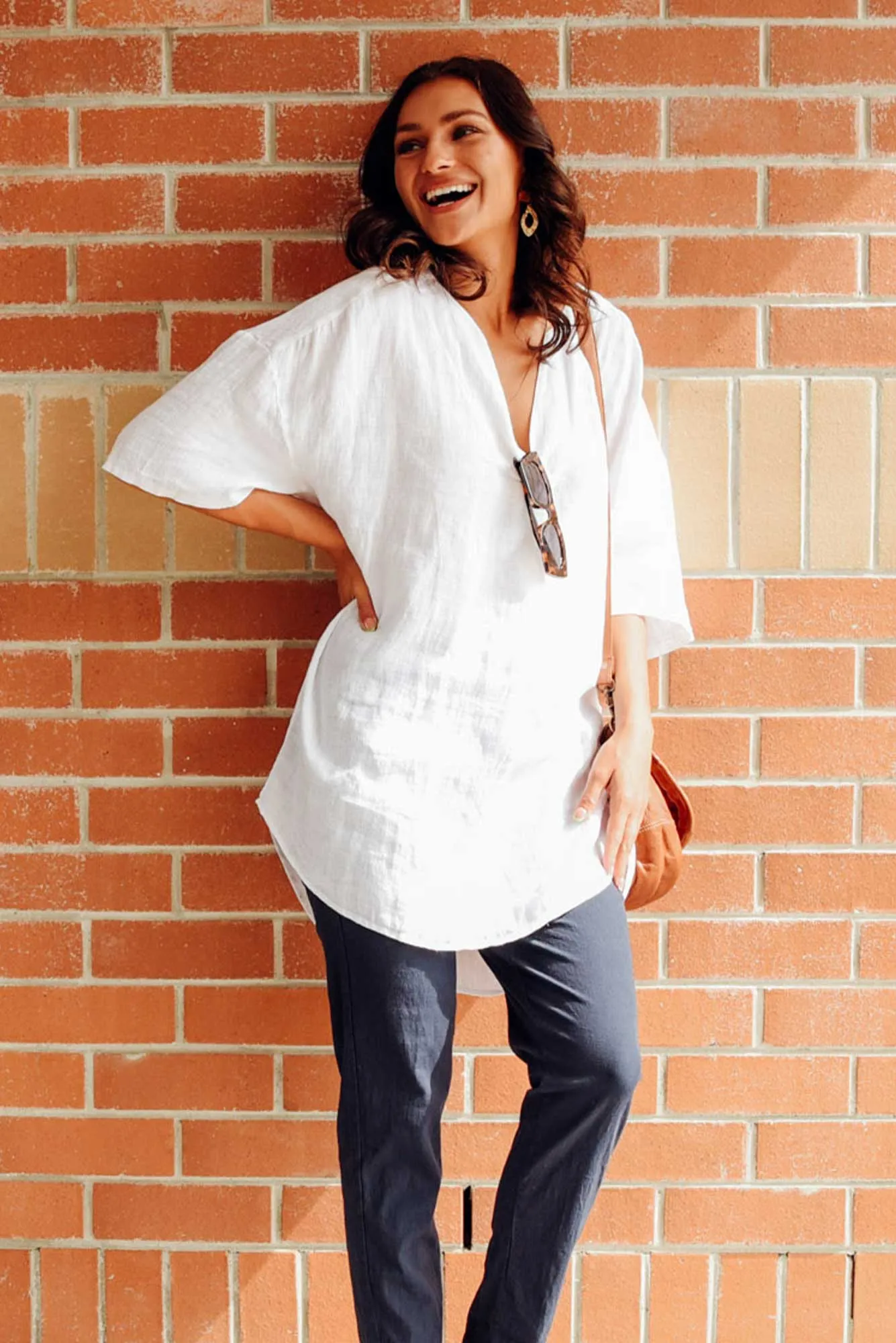 Holland White Linen V Neck Tunic sold by Blue Bungalow product image thumbnail 3