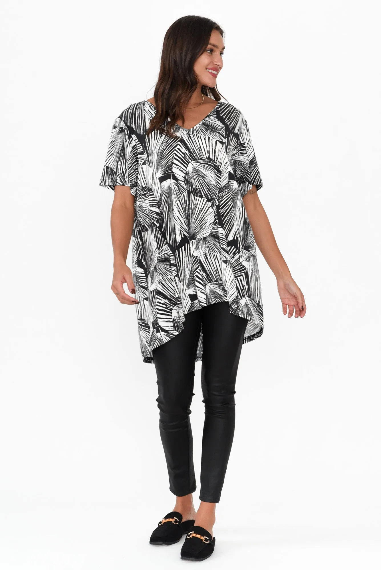 Novella Black Palm Bamboo Top sold by Blue Bungalow product image thumbnail 2
