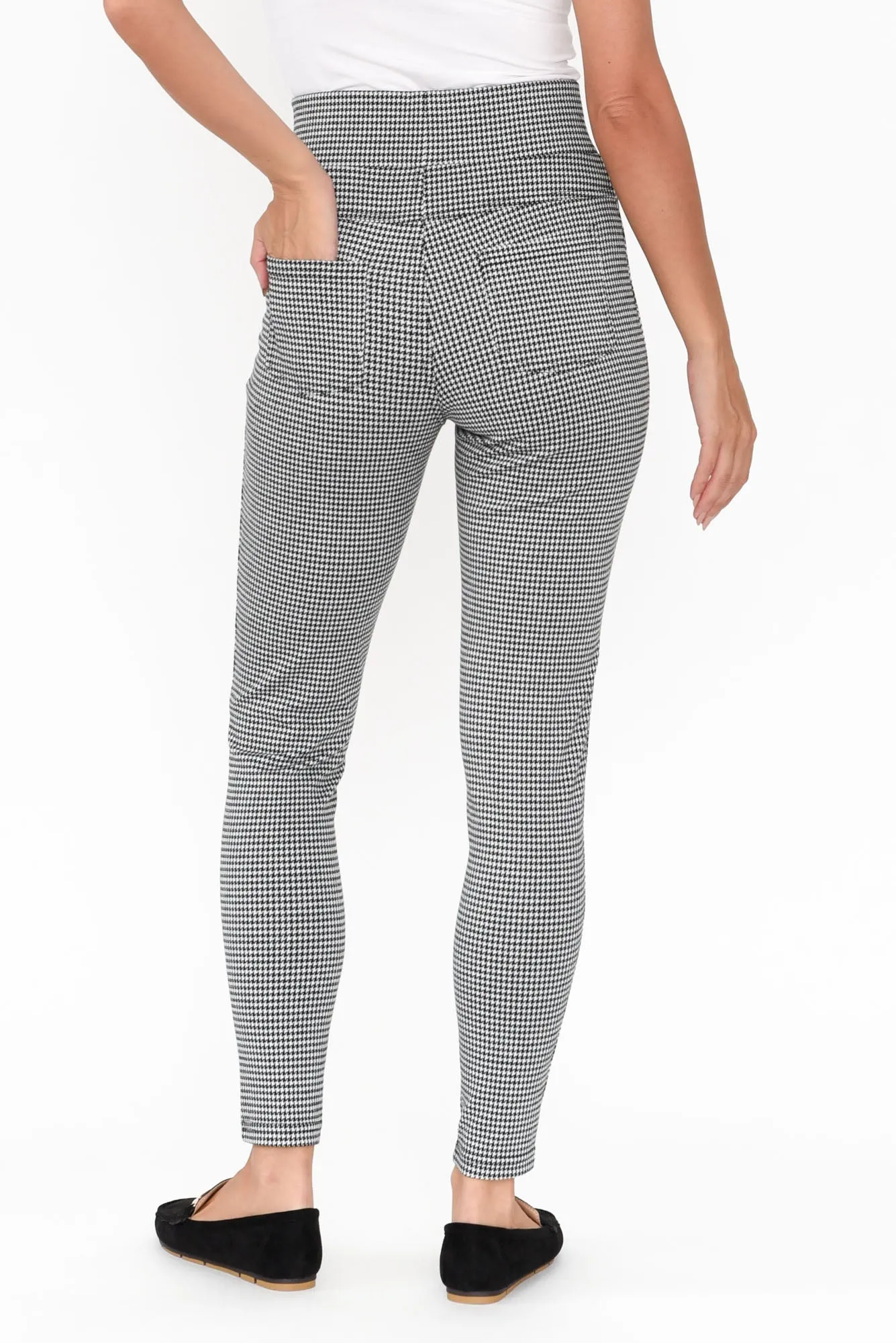 Piera Black Houndstooth Ponte Leggings sold by Blue Bungalow product image thumbnail 4