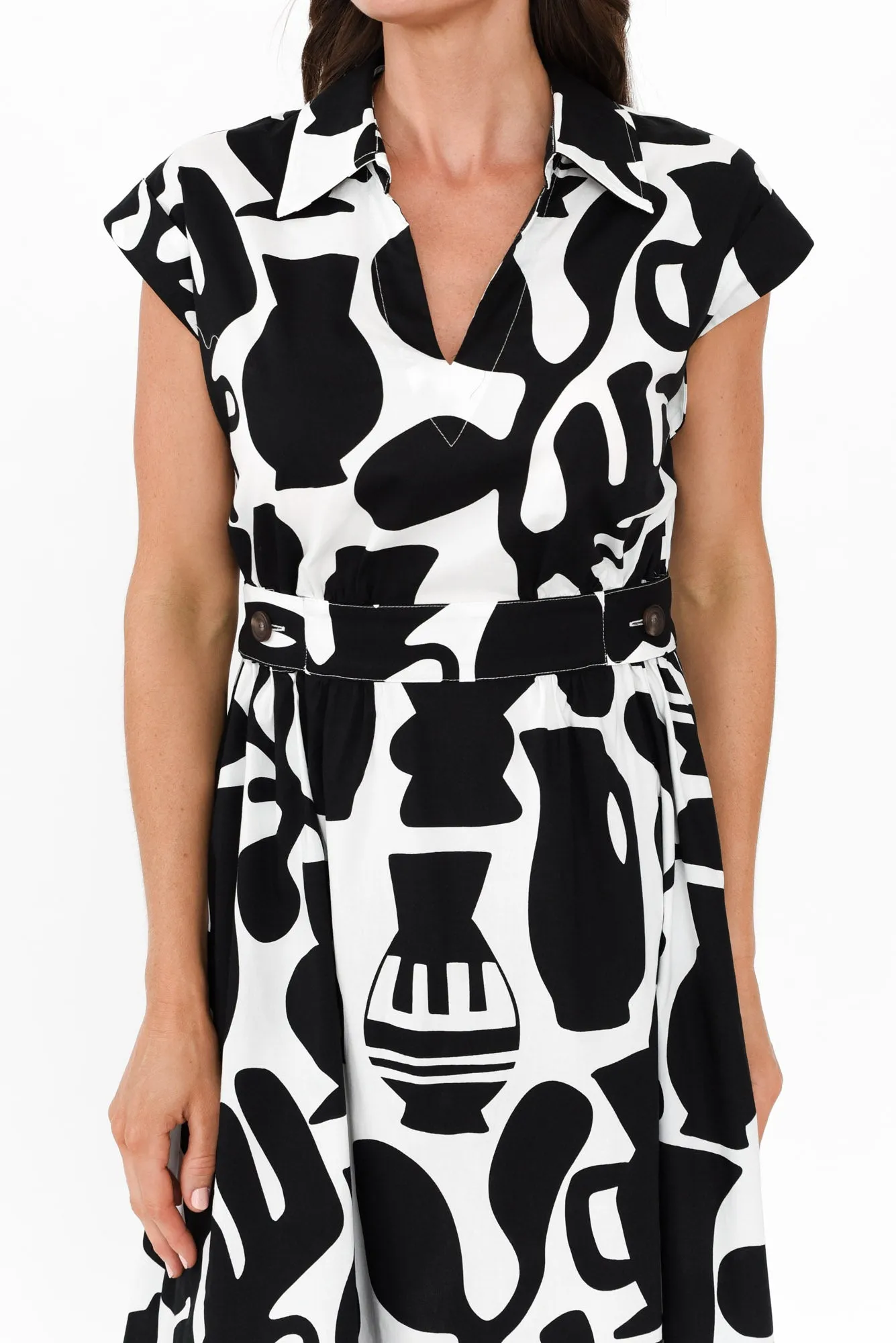 Sew Black Abstract Cotton Belted Dress sold by Blue Bungalow product image thumbnail 5