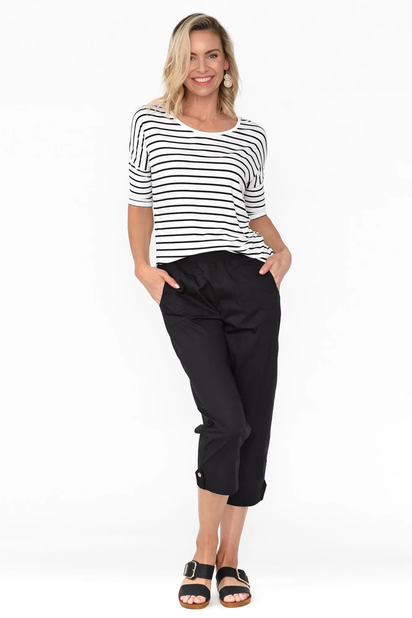 Marta Black Cotton 3/4 Pants sold by Blue Bungalow product image thumbnail 3