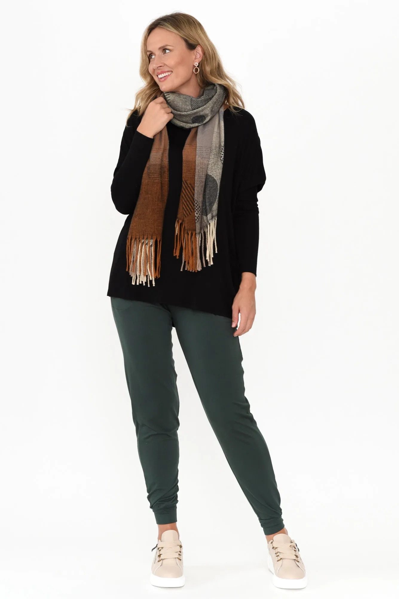 Dark Green Weekend Pants sold by Blue Bungalow product image thumbnail 2