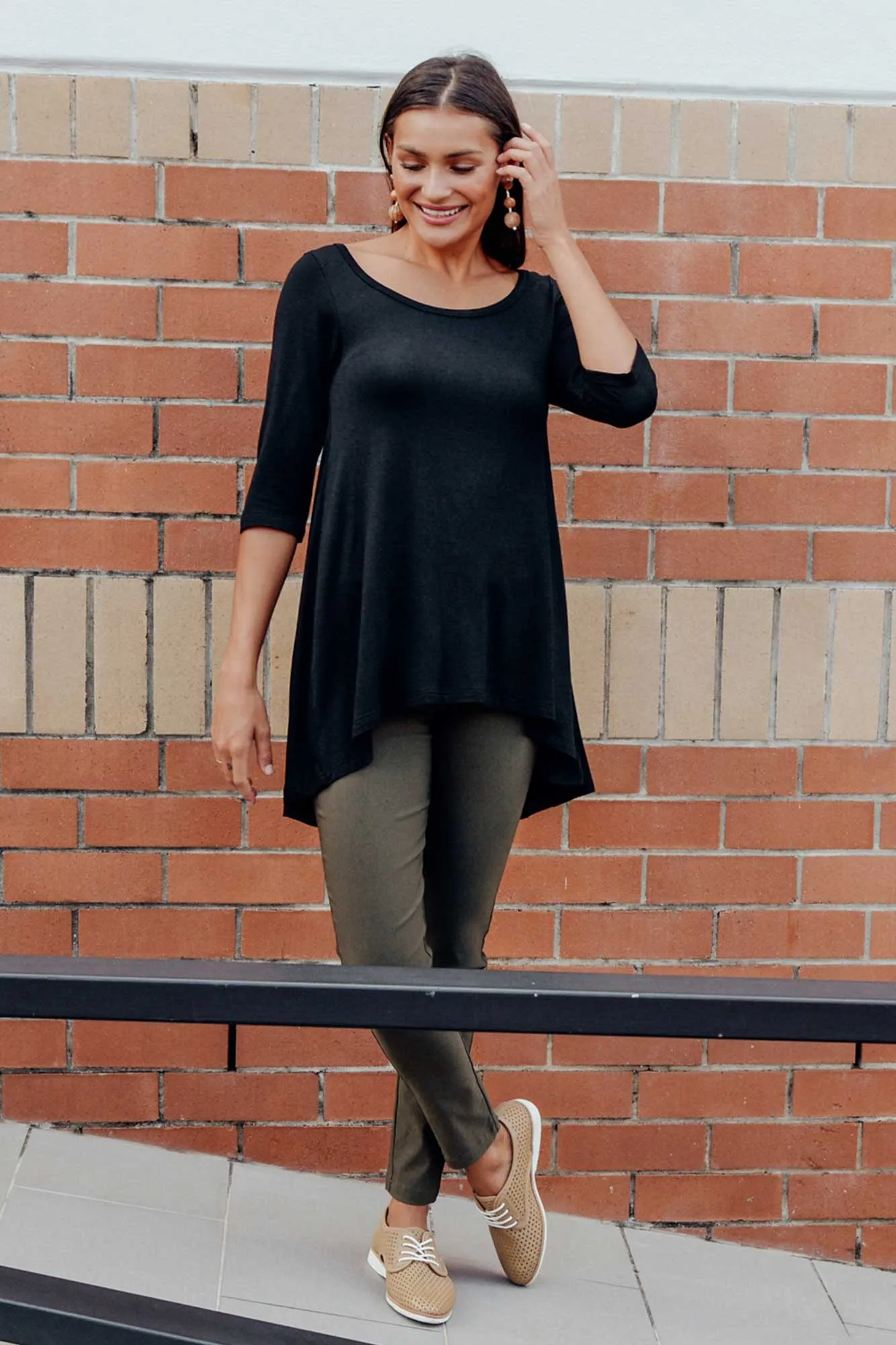 Black Bamboo Hi Lo Hem Top sold by Blue Bungalow product image thumbnail 2