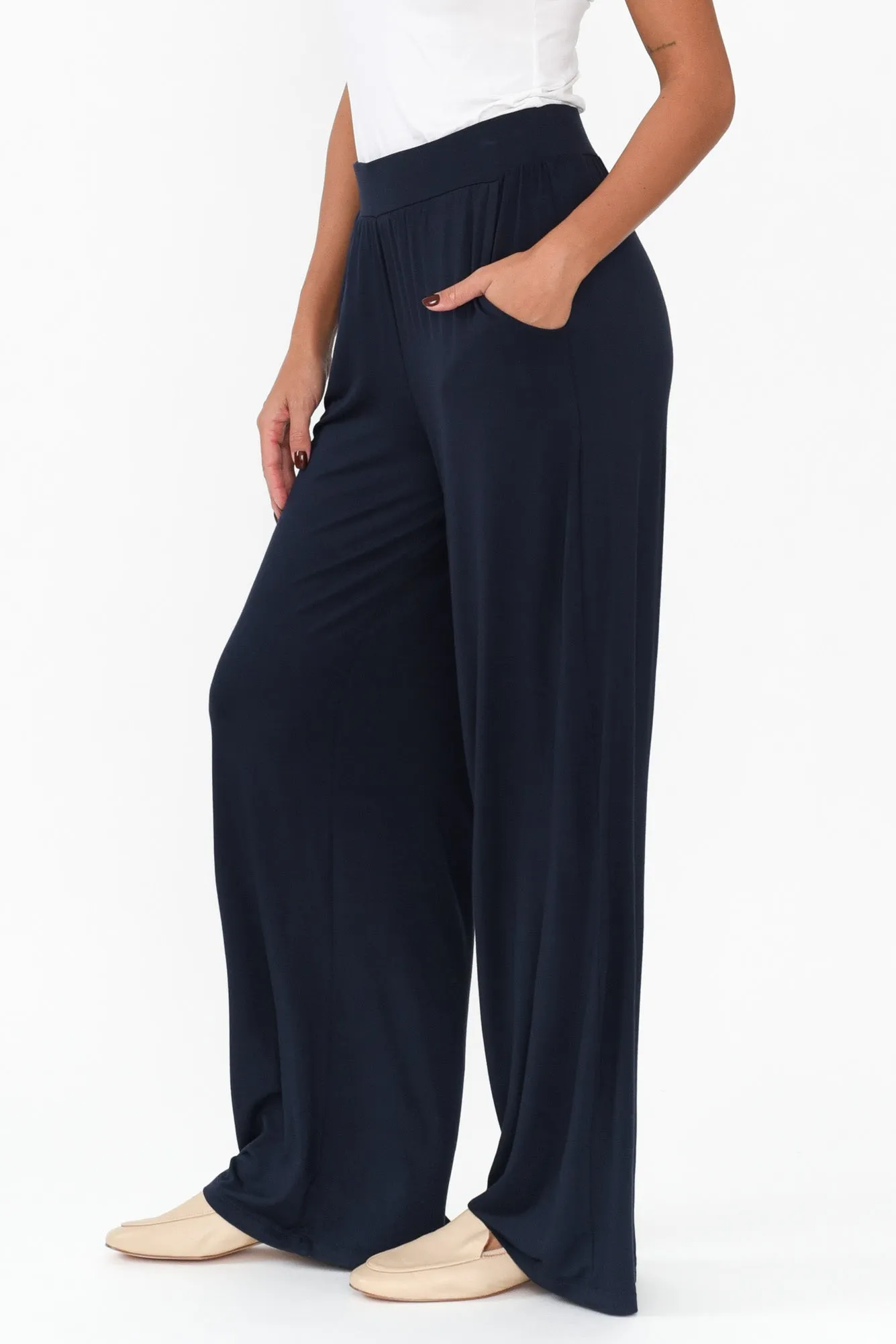 Cedric Dark Navy Bamboo Pocket Pants sold by Blue Bungalow product image thumbnail 3