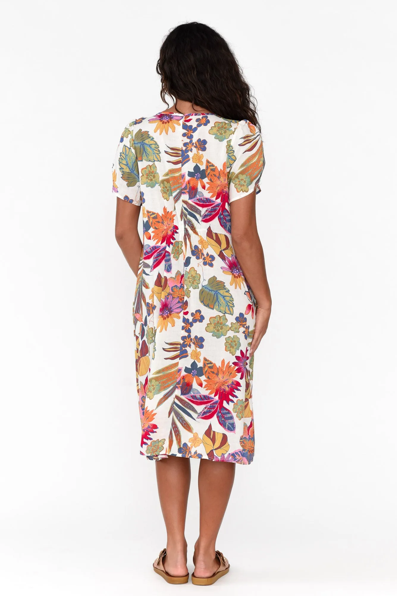 Kassa White Garden Pocket Dress sold by Blue Bungalow product image thumbnail 4