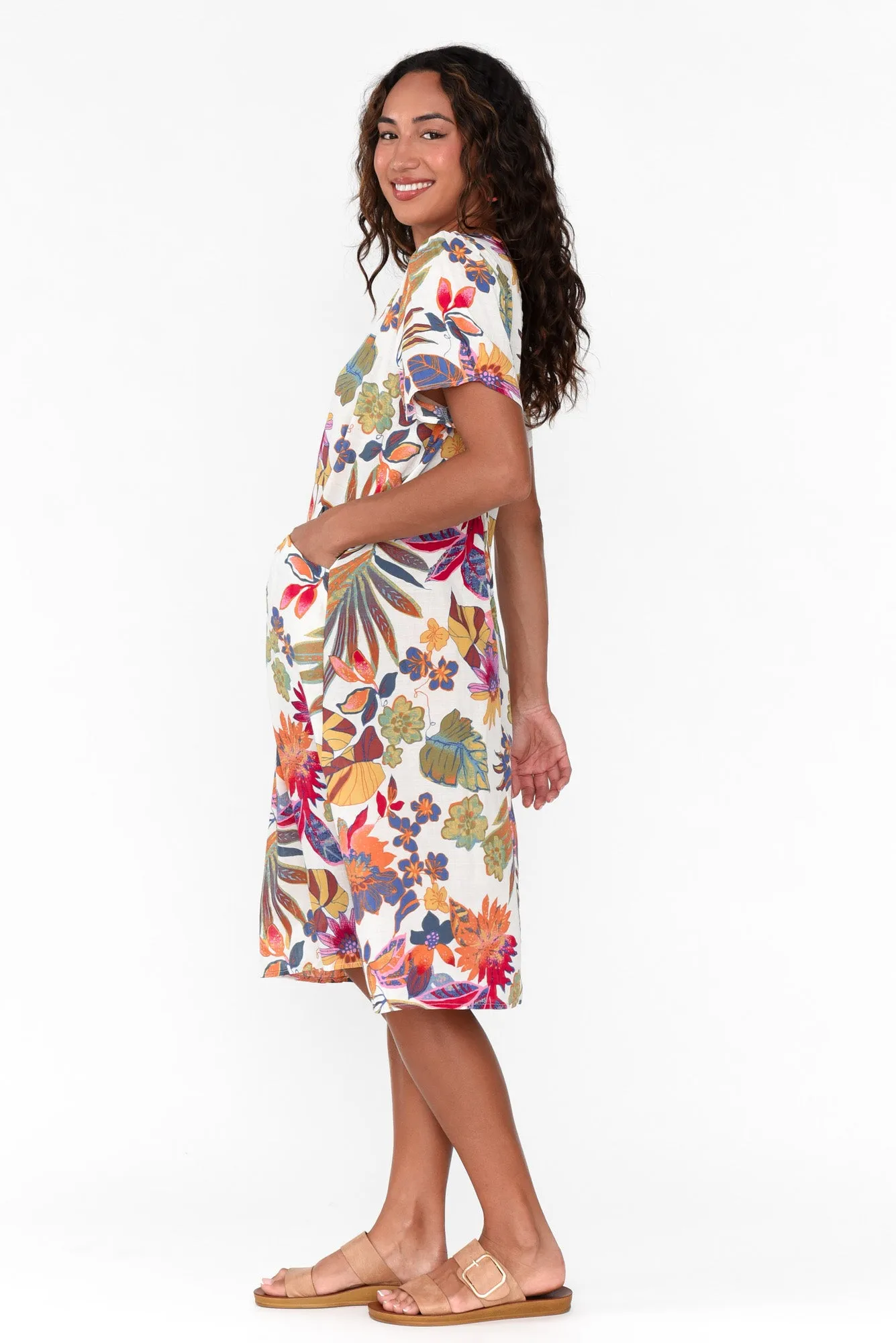 Kassa White Garden Pocket Dress sold by Blue Bungalow product image thumbnail 3