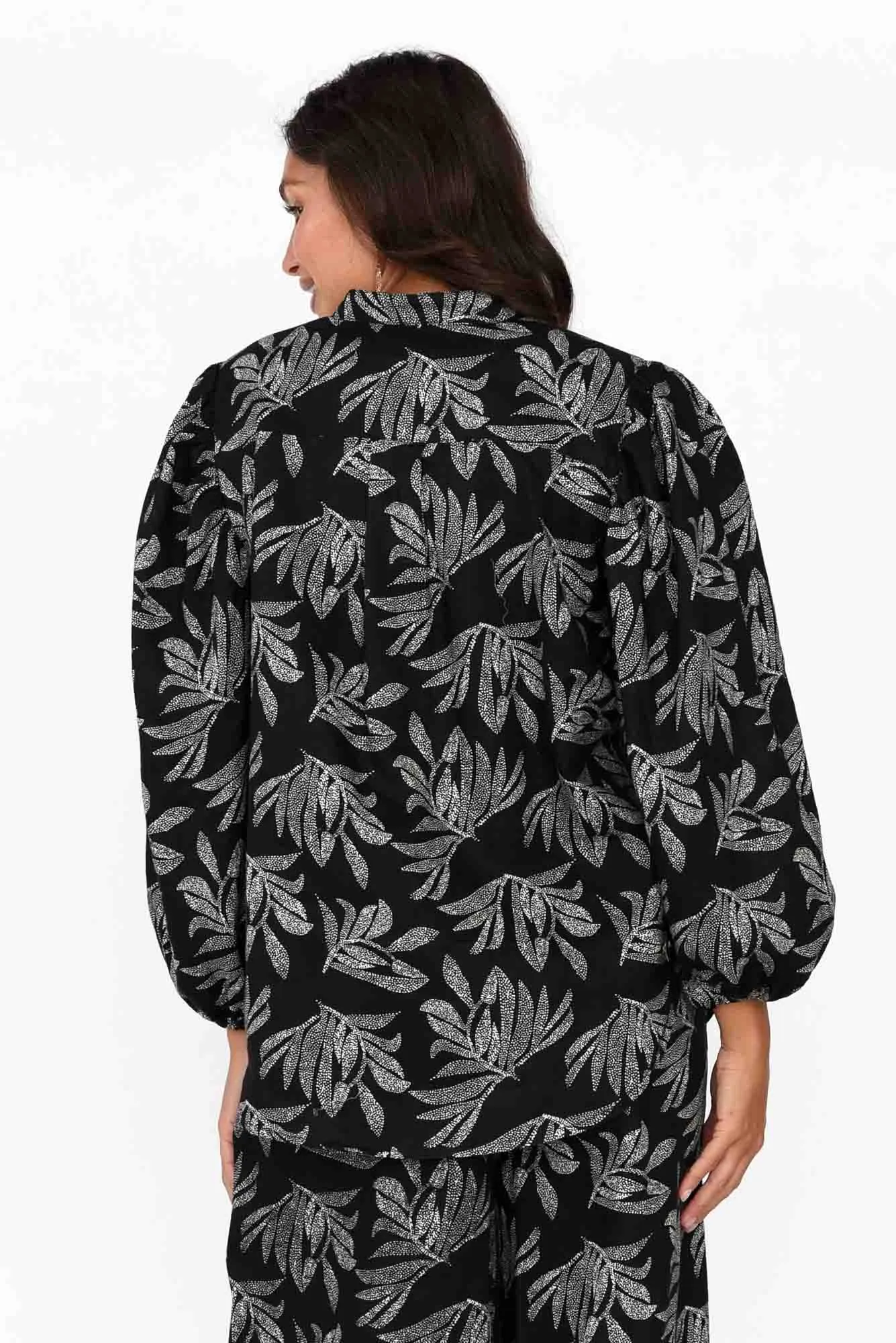 Finch Black Palm Linen Sleeved Blouse sold by Blue Bungalow product image thumbnail 4
