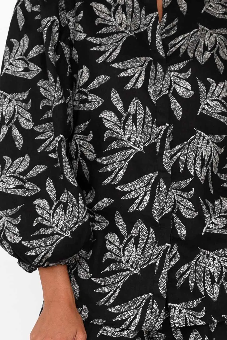 Finch Black Palm Linen Sleeved Blouse sold by Blue Bungalow product image thumbnail 5