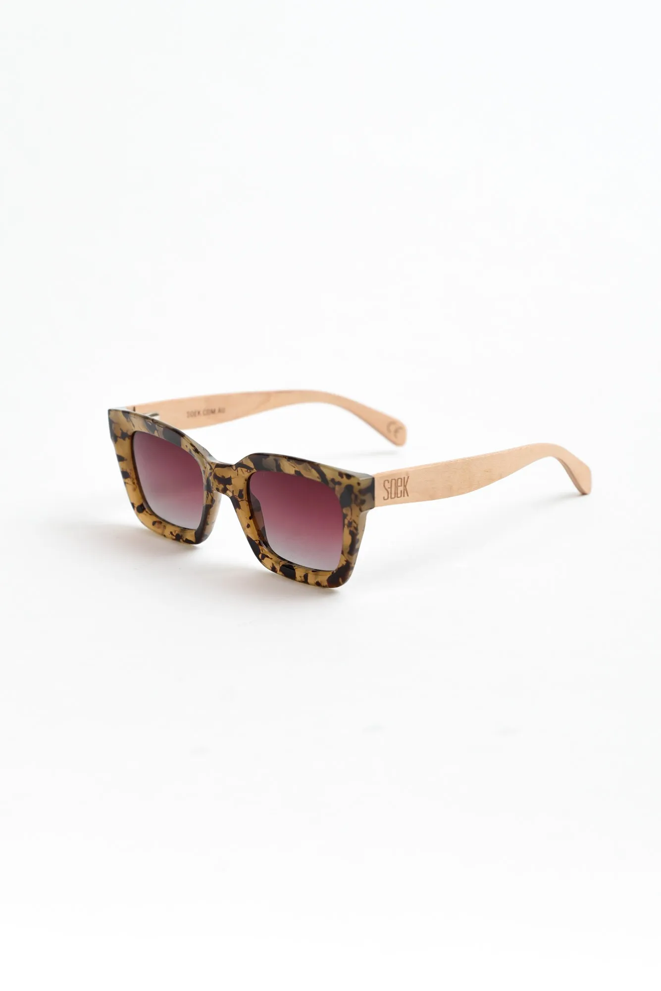 Zanthe Tortoiseshell Wooden Sunglasses sold by Blue Bungalow product image thumbnail 2