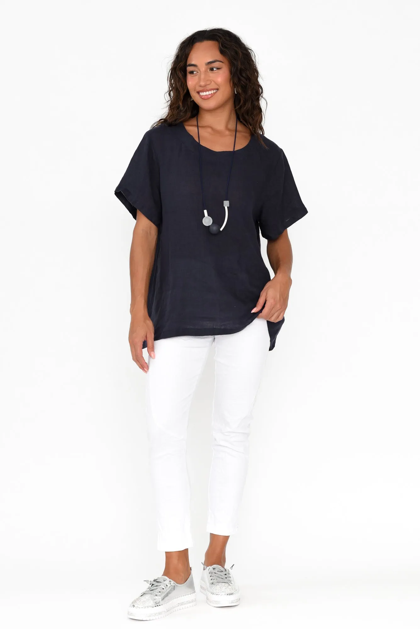 Micah Navy Linen Scoop Neck Top sold by Blue Bungalow product image thumbnail 5