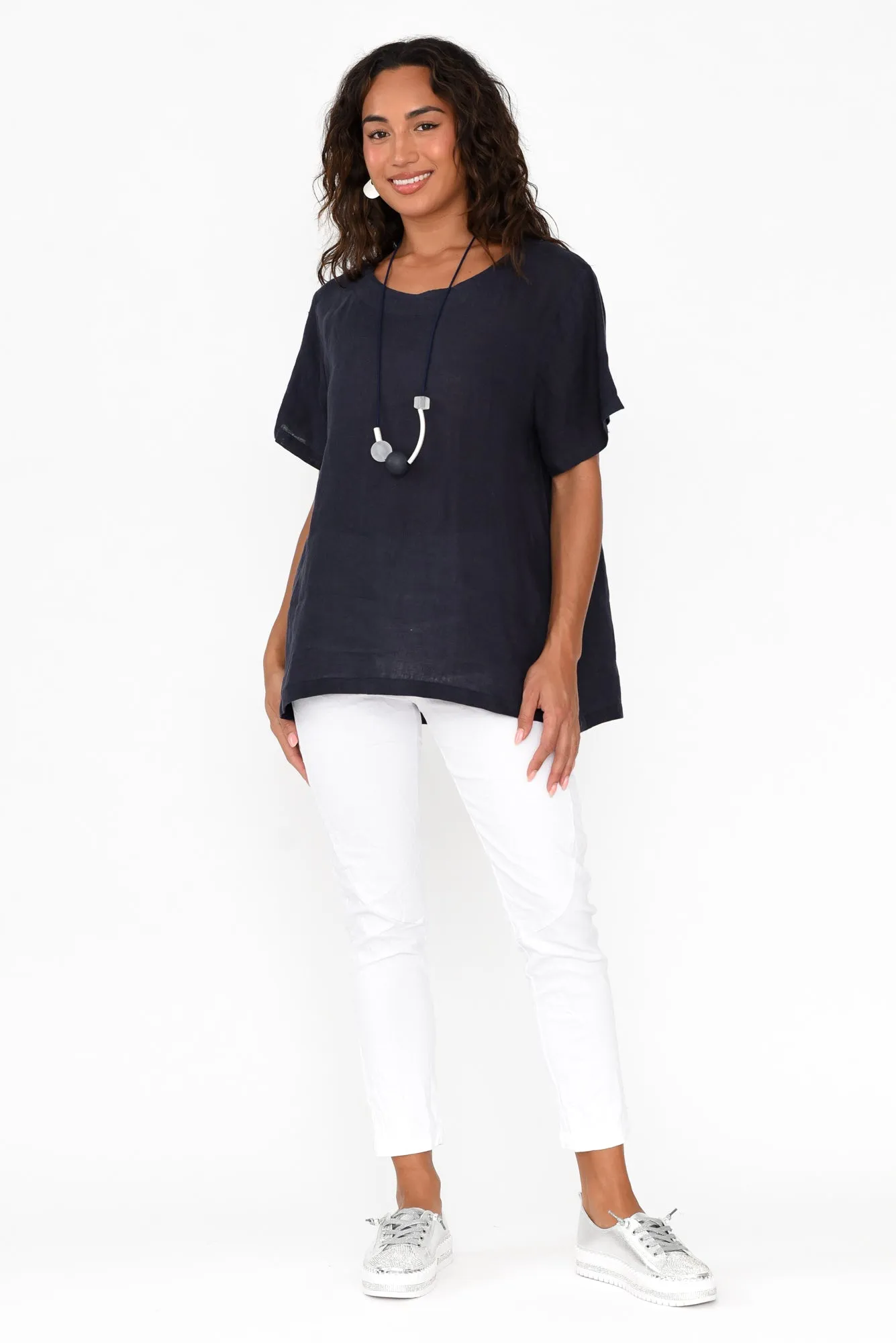 Micah Navy Linen Scoop Neck Top sold by Blue Bungalow product image thumbnail 2