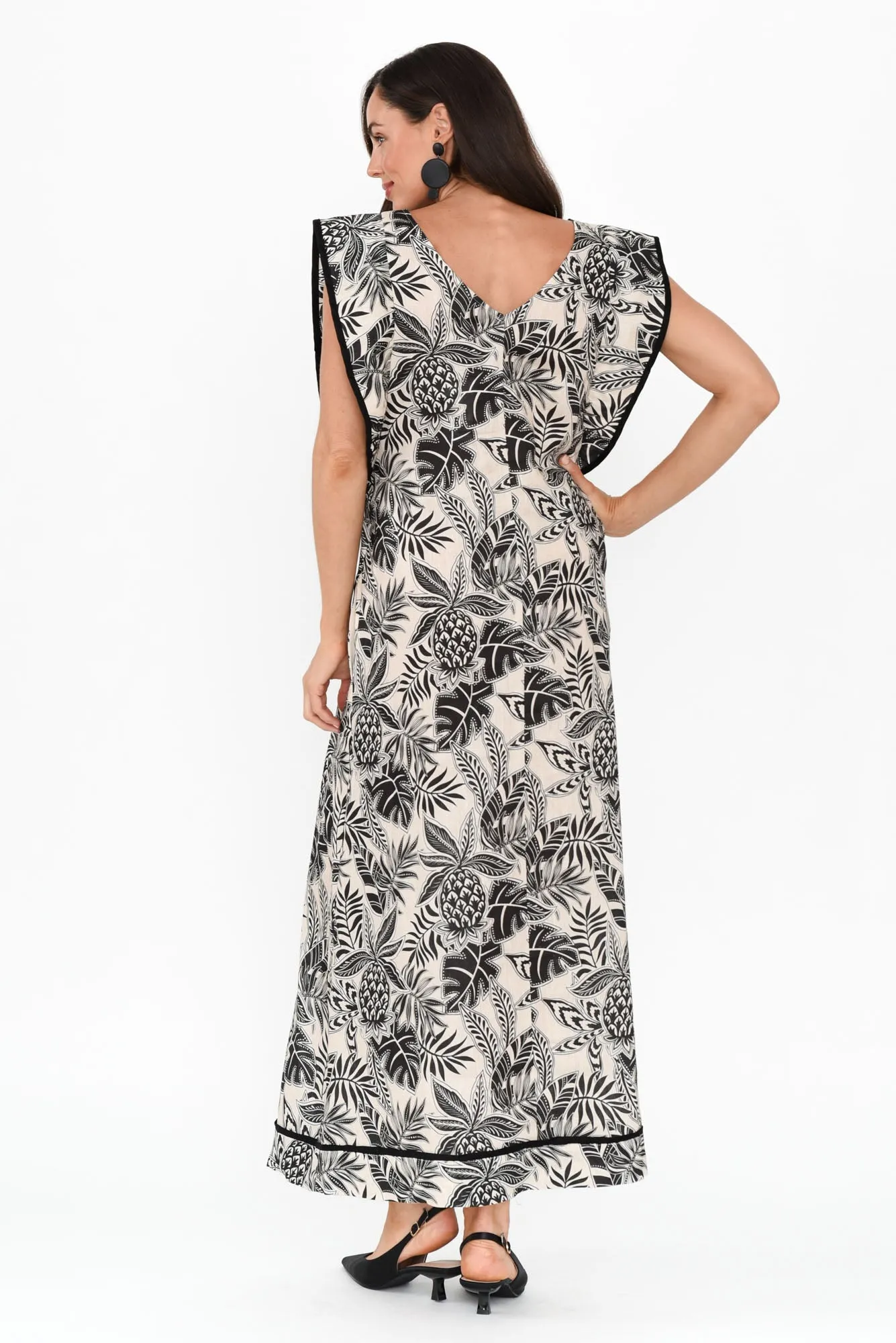 Whitney Black Leaf Linen Maxi Dress sold by Blue Bungalow product image thumbnail 4