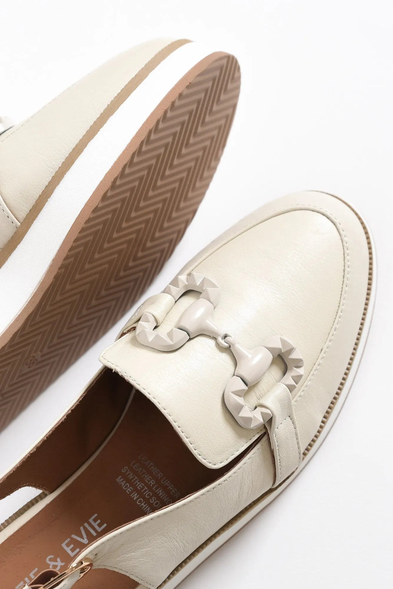 Quantum Cream Leather Slingback Loafer sold by Blue Bungalow product image thumbnail 3