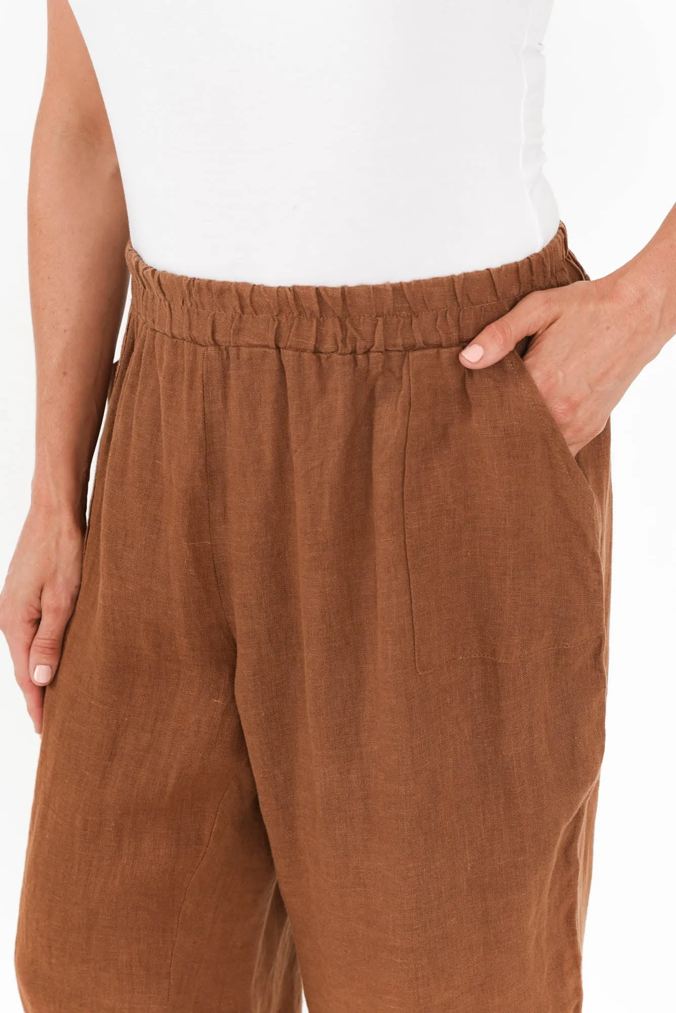 Elide Mocha Linen Cropped Pants sold by Blue Bungalow product image thumbnail 3