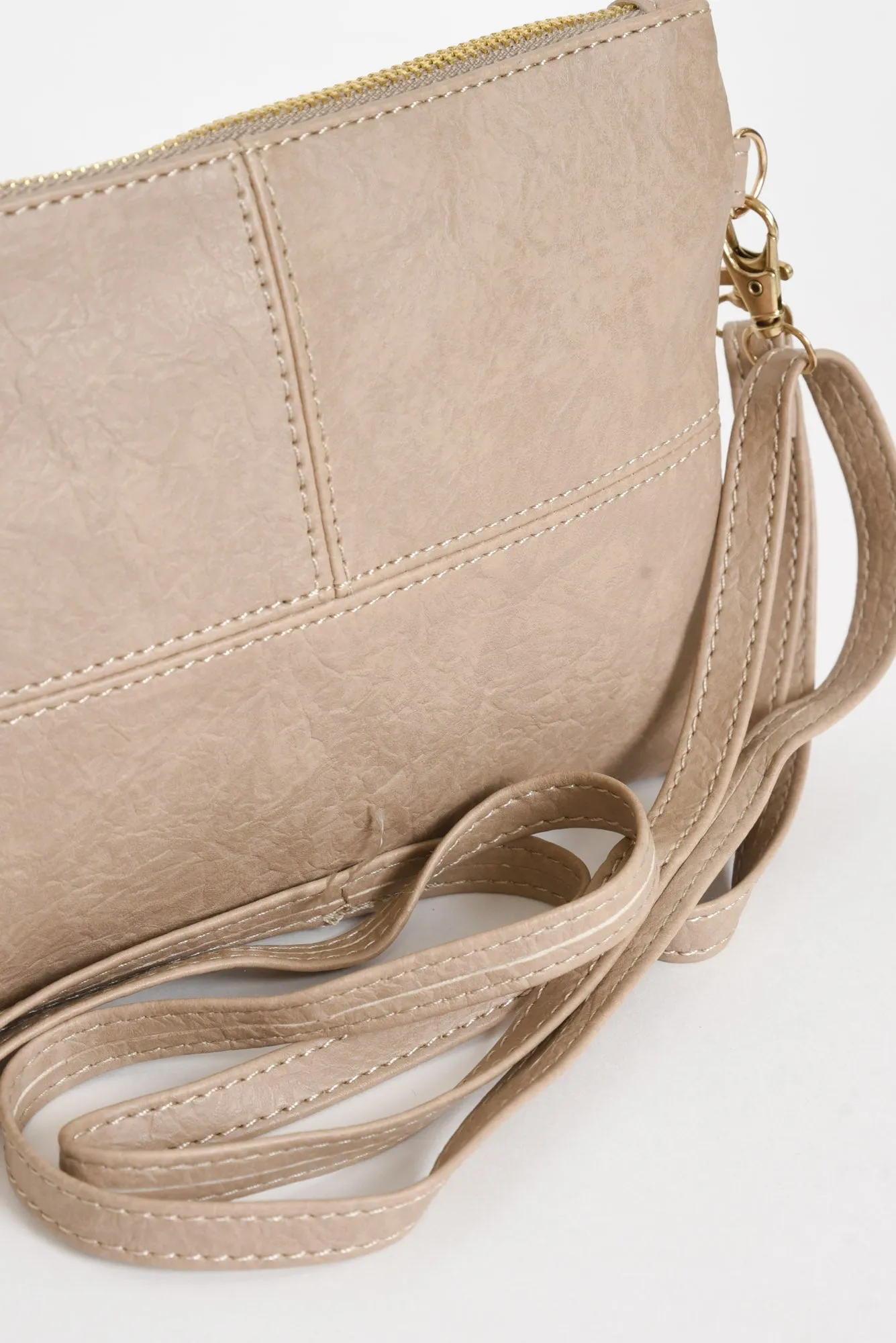 Brynn Stone Tassel Crossbody Bag sold by Blue Bungalow product image thumbnail 2