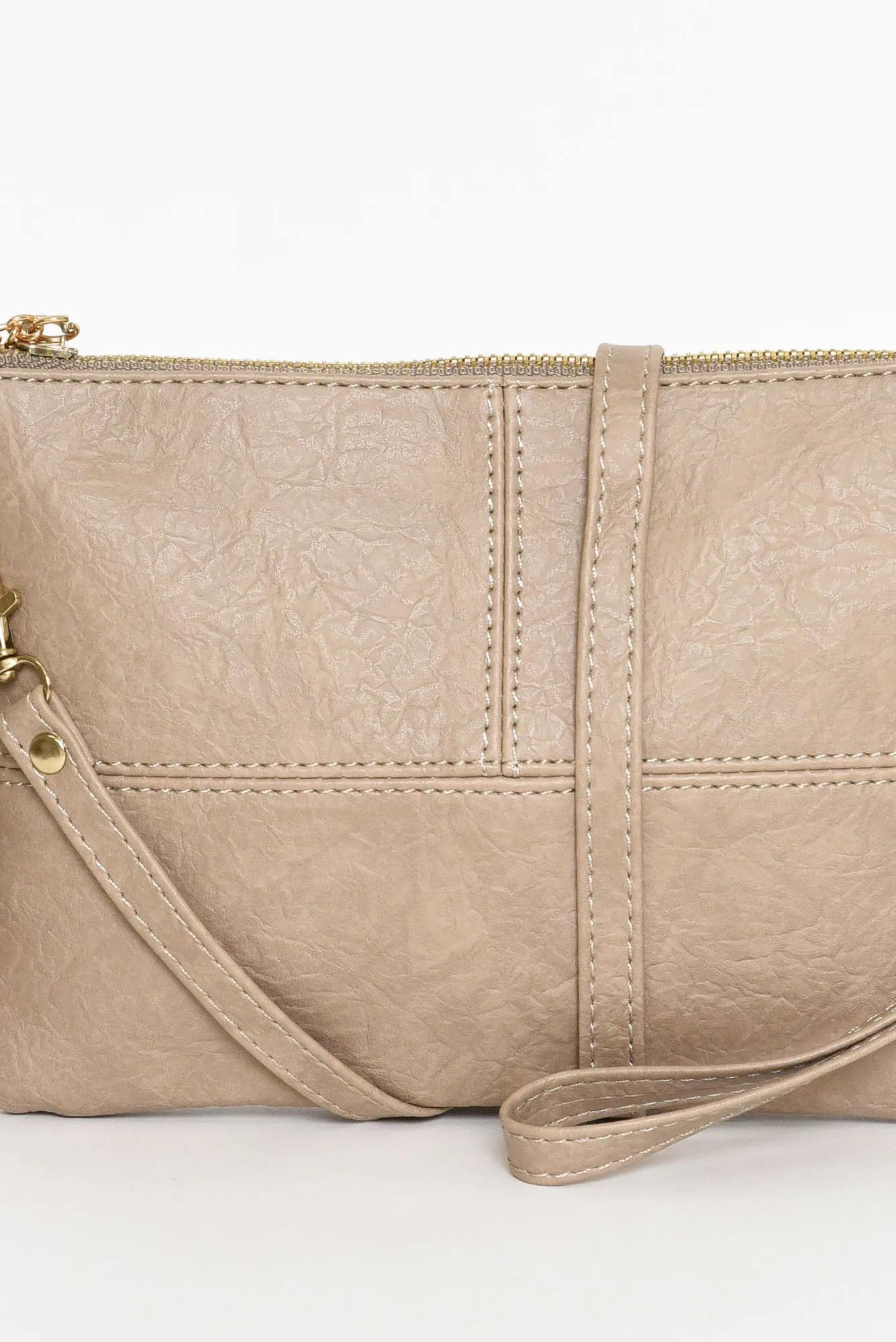Brynn Stone Tassel Crossbody Bag sold by Blue Bungalow product image thumbnail 4