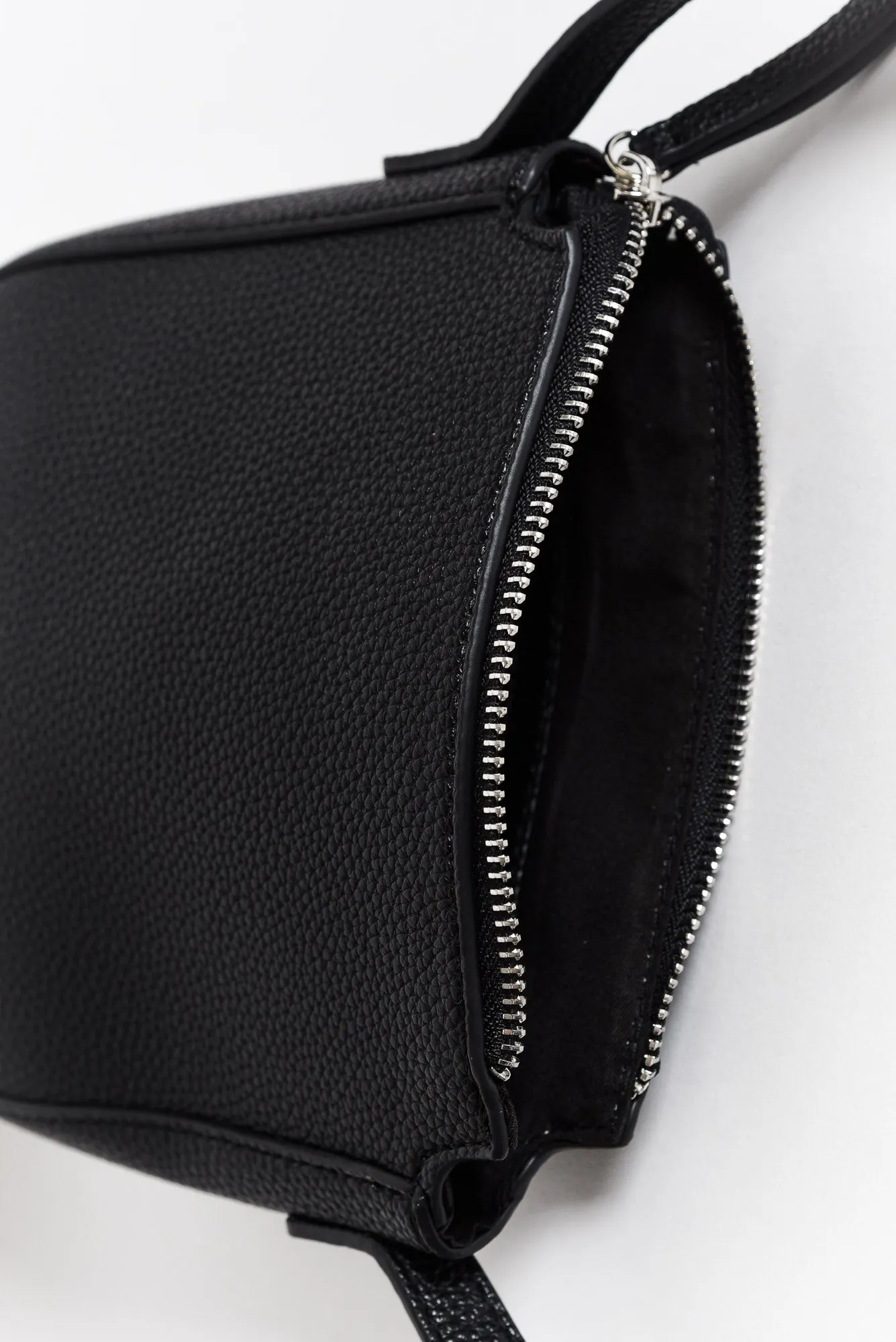 Halle Black Crossbody Bag sold by Blue Bungalow product image thumbnail 3