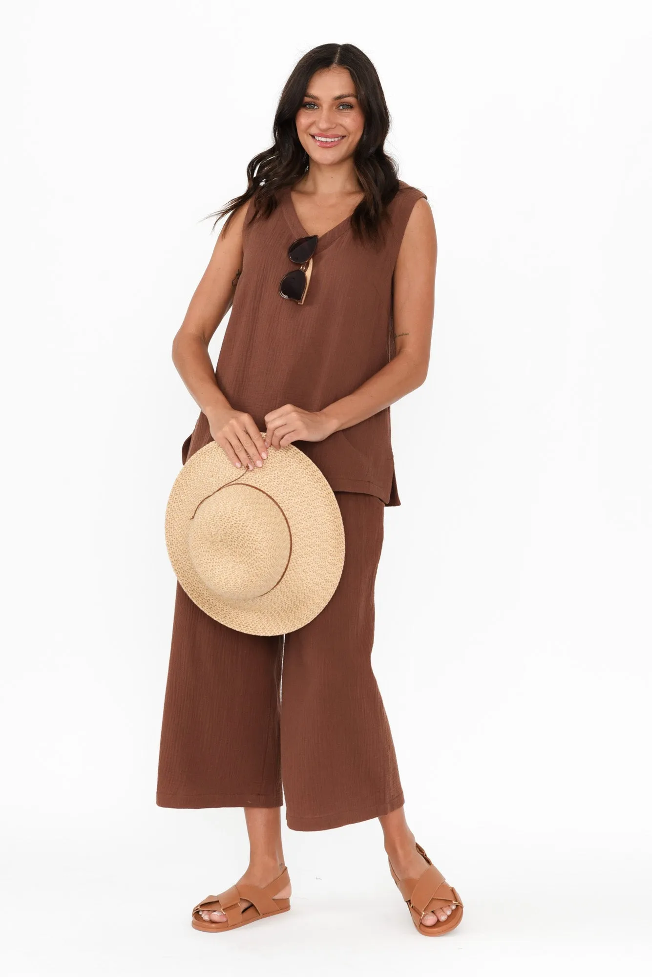 Hobart Mocha Cotton Cheesecloth Cropped Pants sold by Blue Bungalow product image thumbnail 2