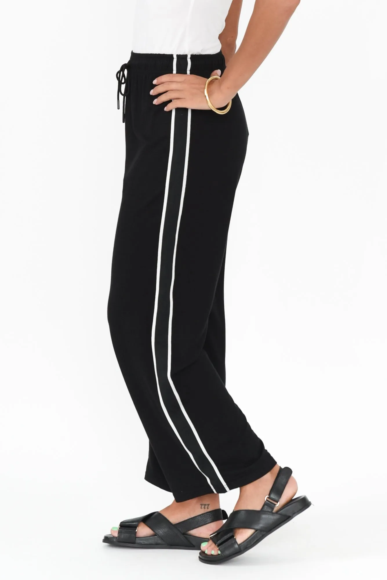 Evelyn Black Contrast Trim Pants sold by Blue Bungalow product image thumbnail 3