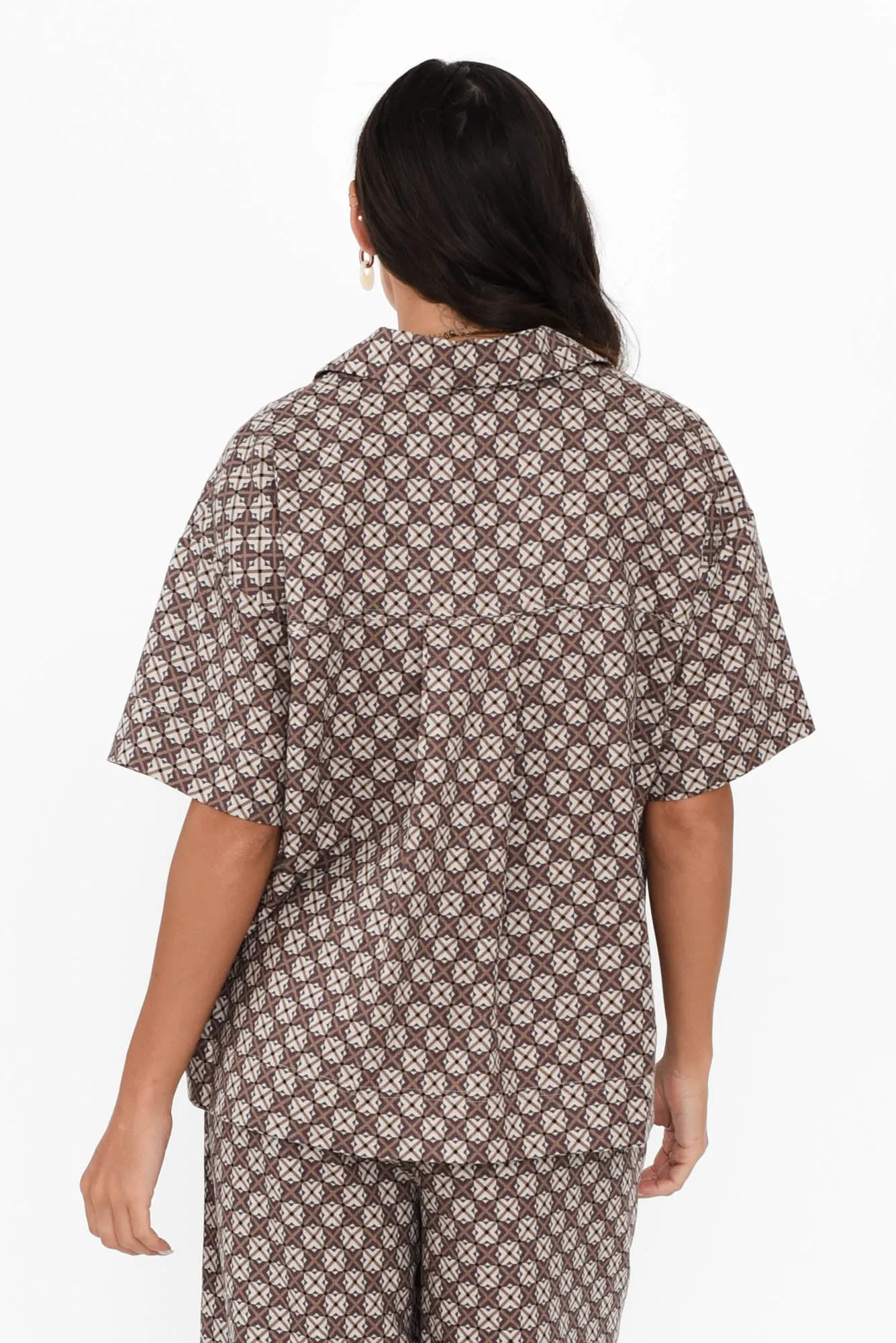 Lui Chocolate Geo Linen Blend Shirt sold by Blue Bungalow product image thumbnail 4