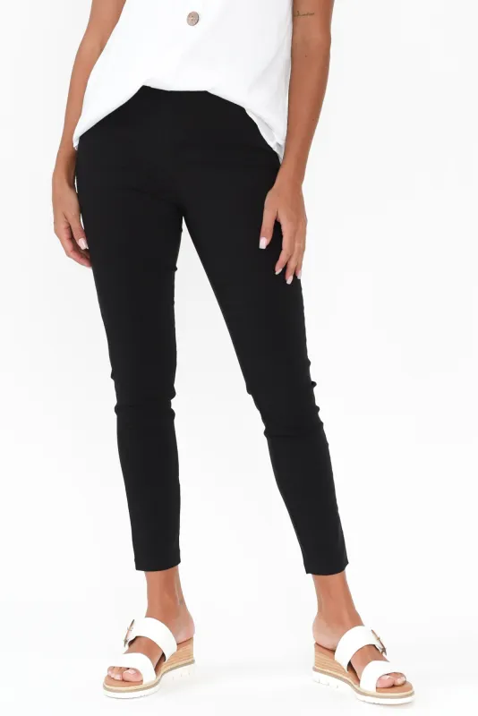 Zara Black Stretch 7/8 Pants sold by Blue Bungalow