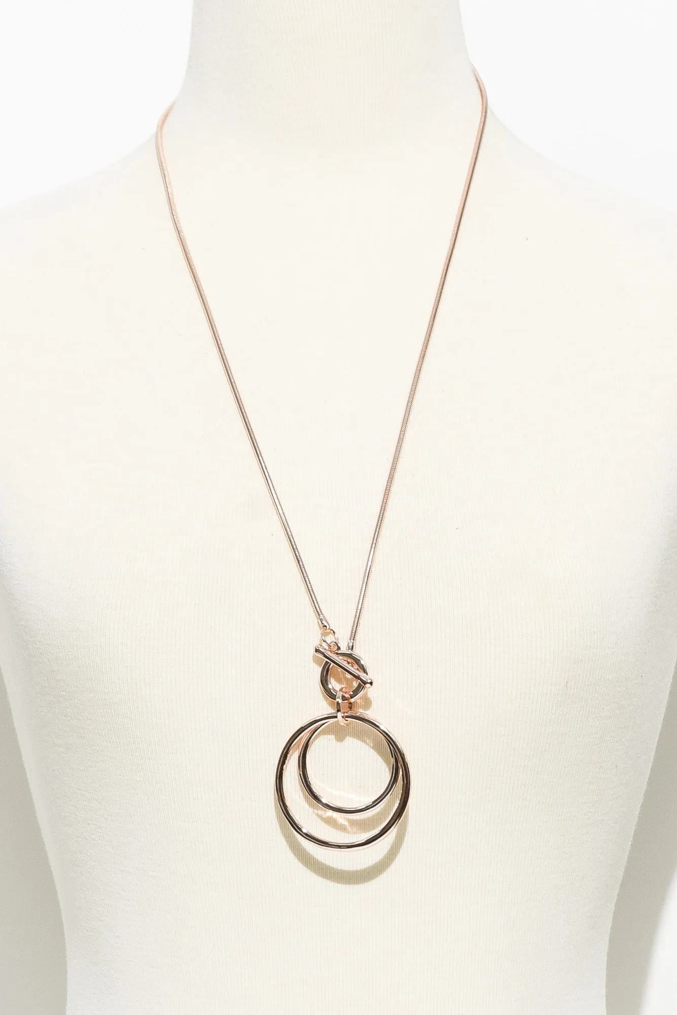 Gilda Rose Gold Pendant Necklace sold by Blue Bungalow product image thumbnail 2
