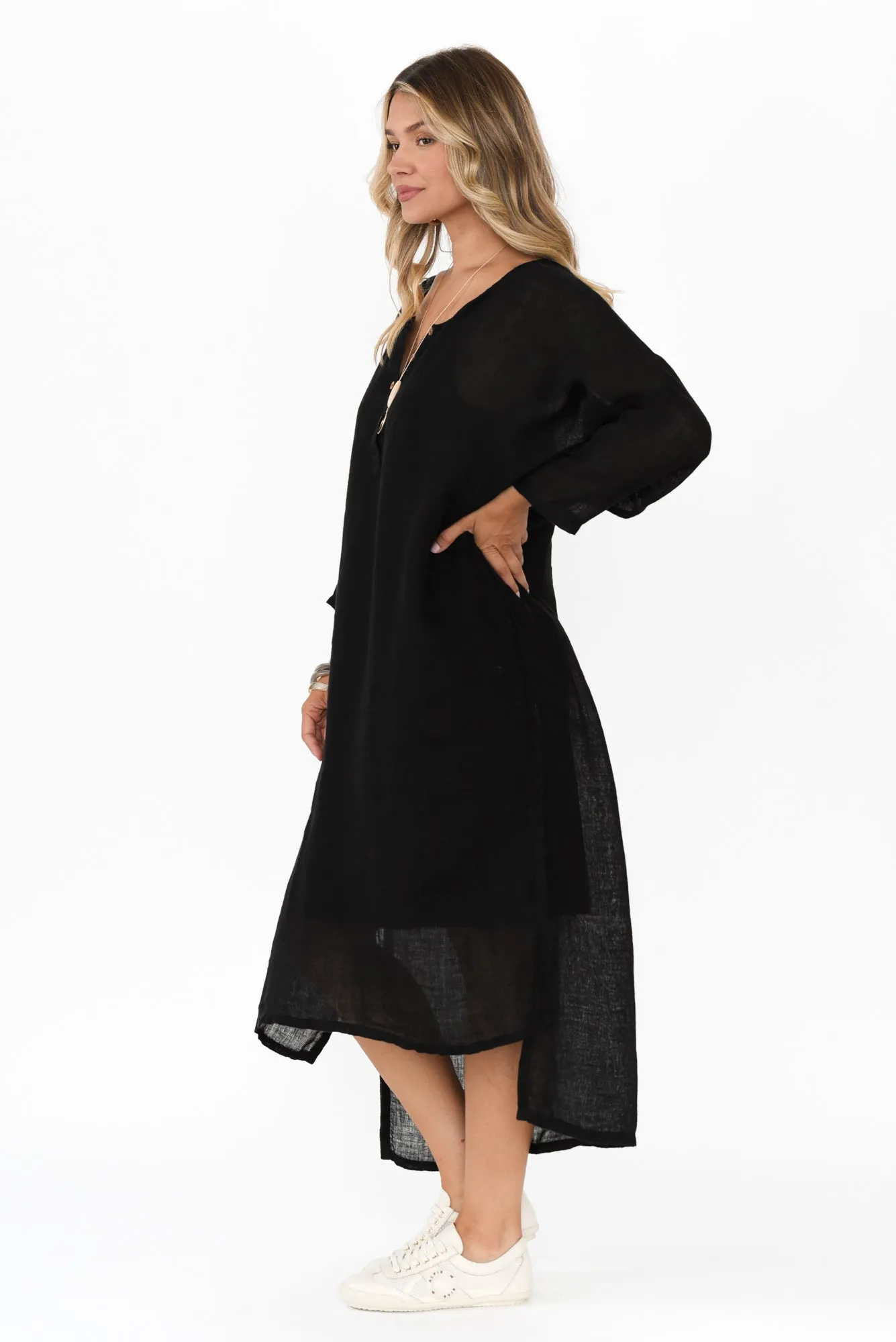 Analia Black Linen Kaftan sold by Blue Bungalow product image thumbnail 4