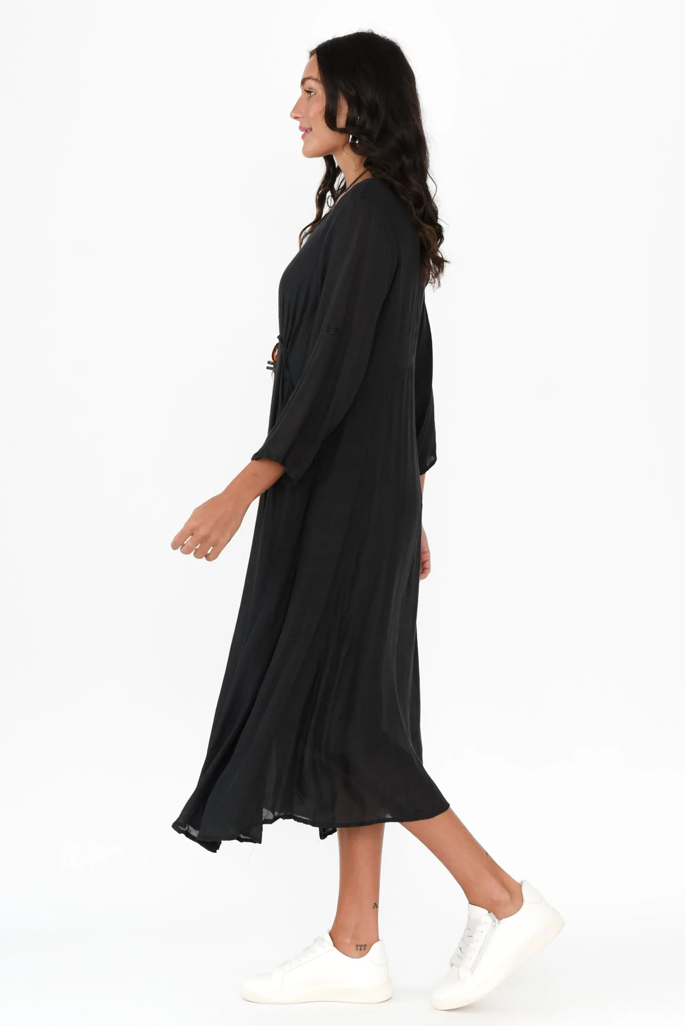 Sapporo Black Cotton Blend Crescent Dress sold by Blue Bungalow product image thumbnail 3