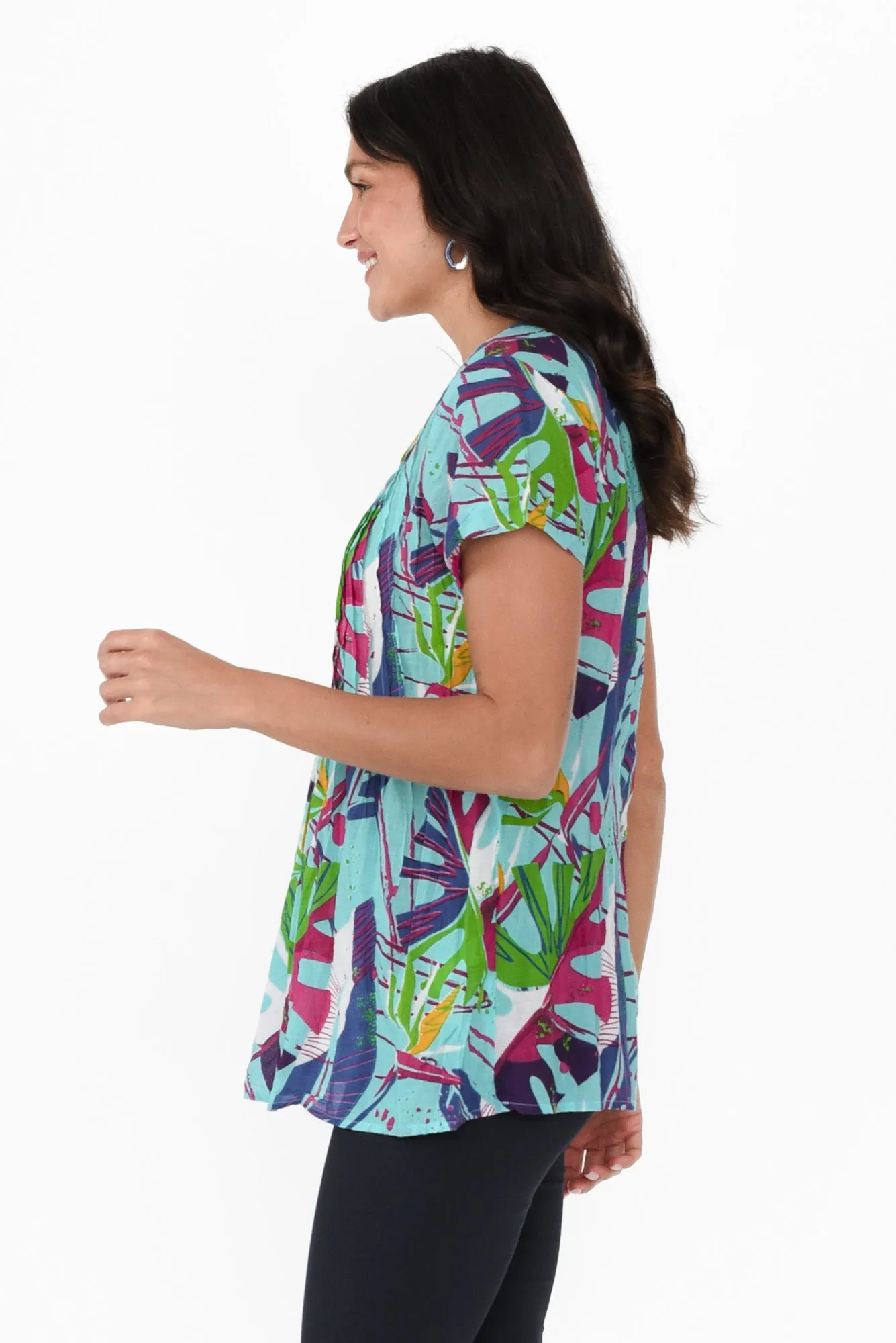 Fia Green Leaf Crinkle Cotton Top sold by Blue Bungalow product image thumbnail 4