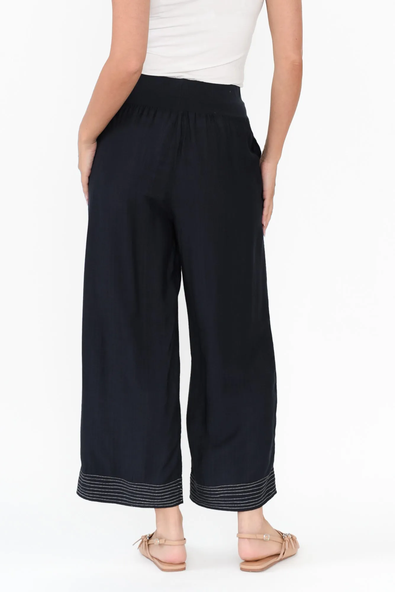 Seville Navy Contrast Cropped Pants sold by Blue Bungalow product image thumbnail 3