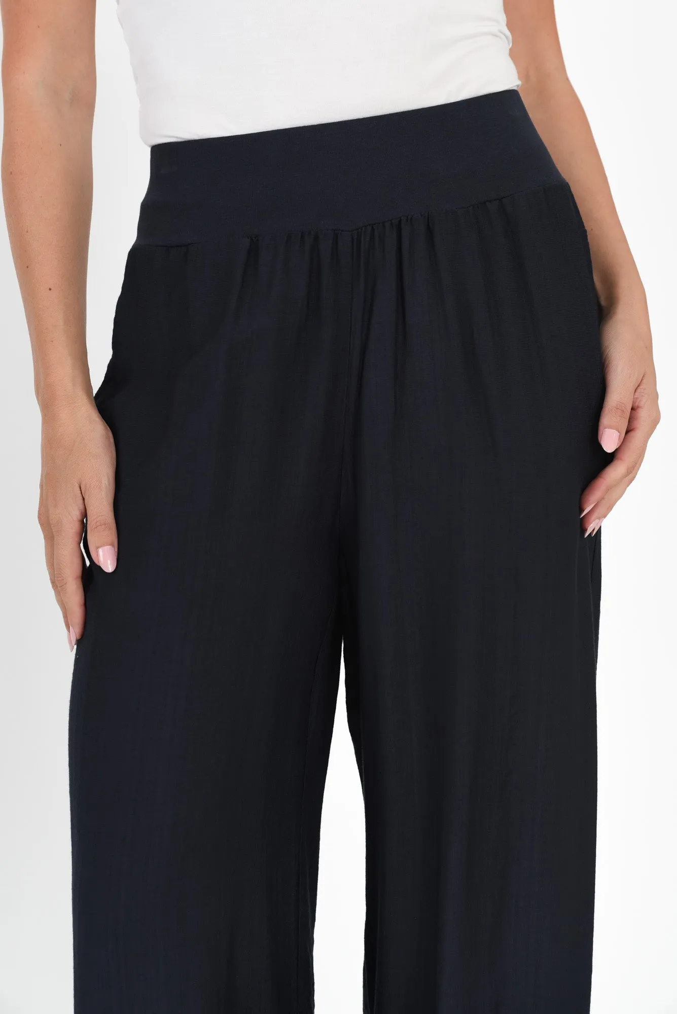 Seville Navy Contrast Cropped Pants sold by Blue Bungalow product image thumbnail 4