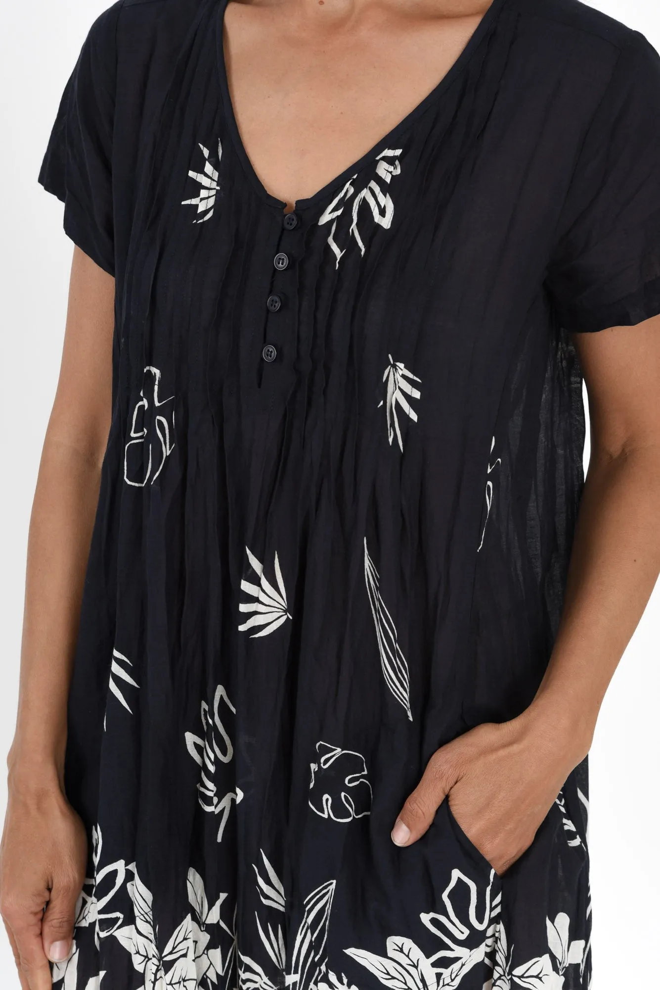 Sabina Navy Botanical Crinkle Cotton Dress sold by Blue Bungalow product image thumbnail 5