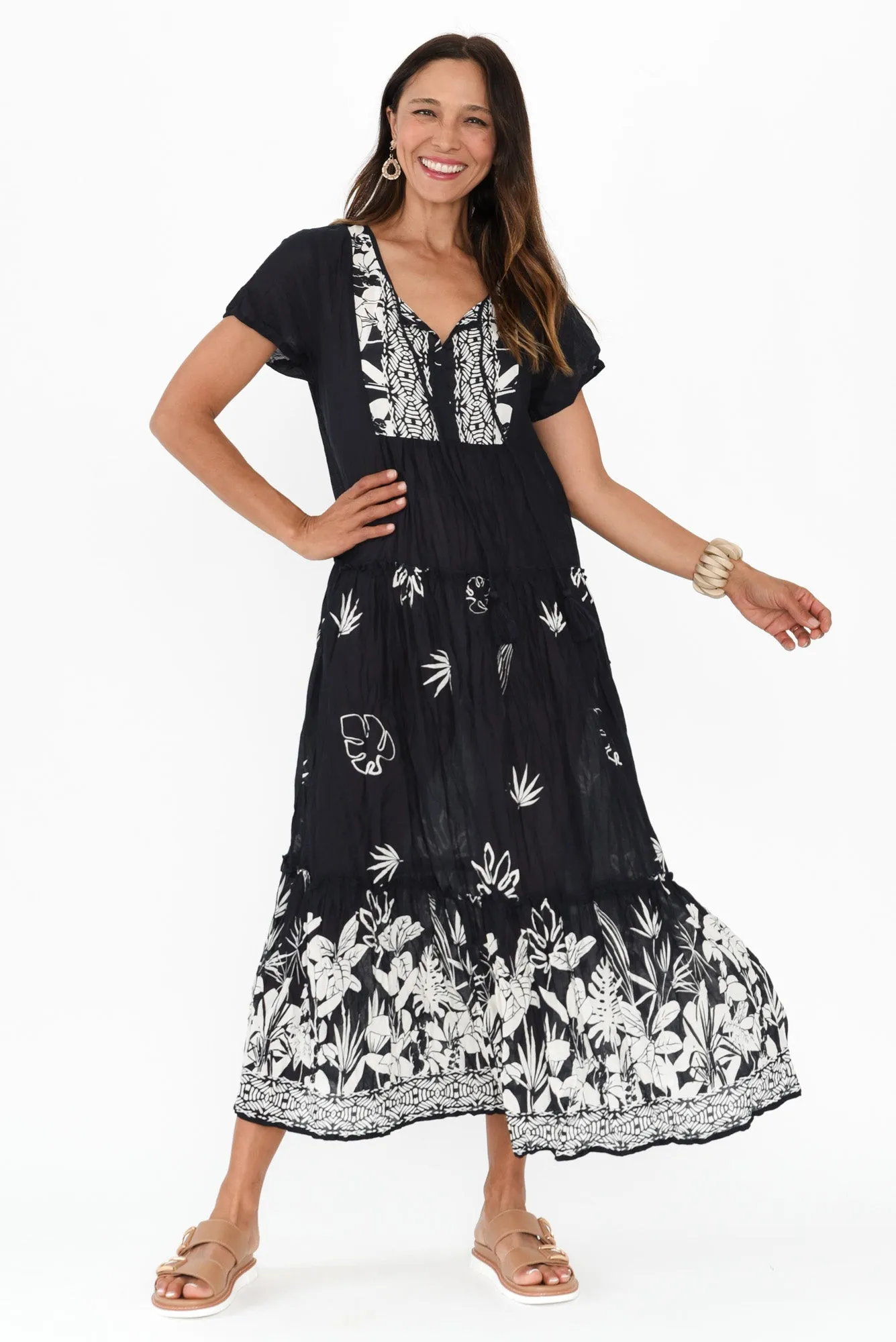 Nona Navy Botanical Crinkle Cotton Maxi Dress sold by Blue Bungalow product image thumbnail 2